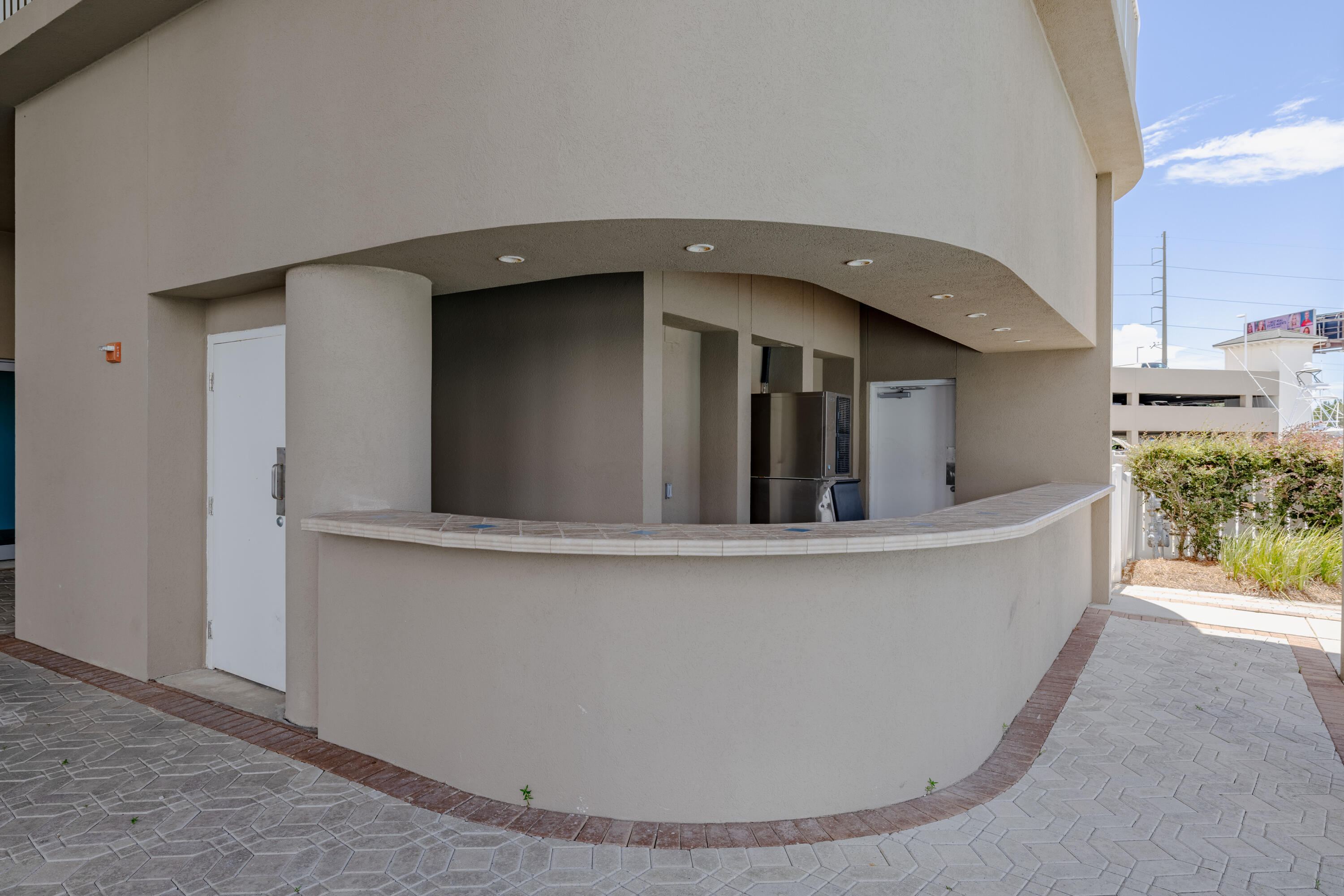 MARINA LANDING - Residential