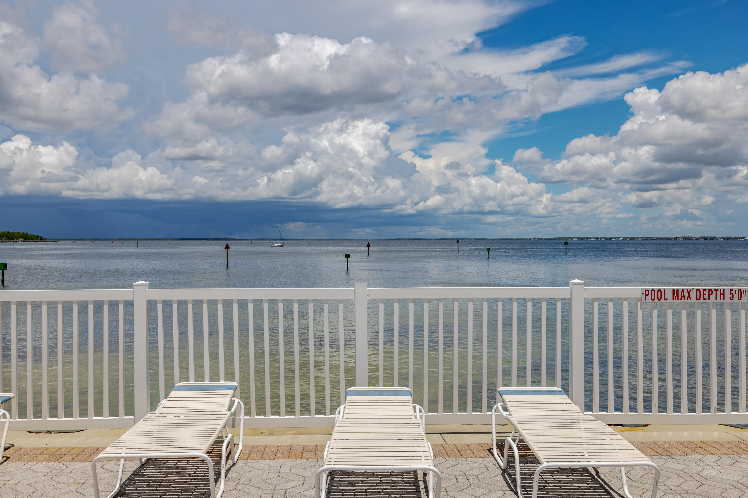 MARINA LANDING - Residential