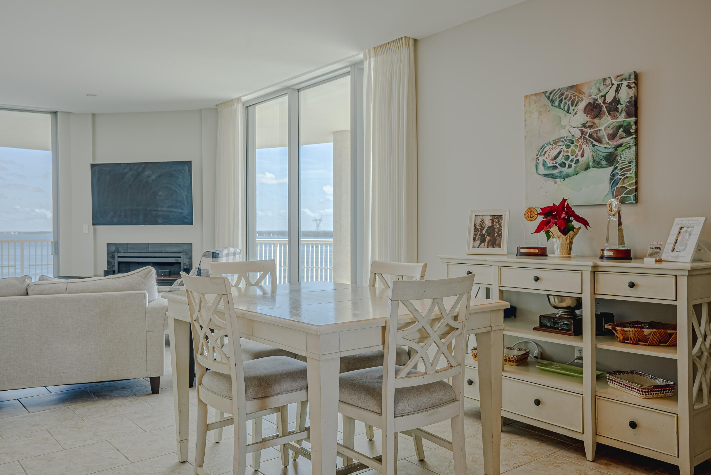 MARINA LANDING - Residential