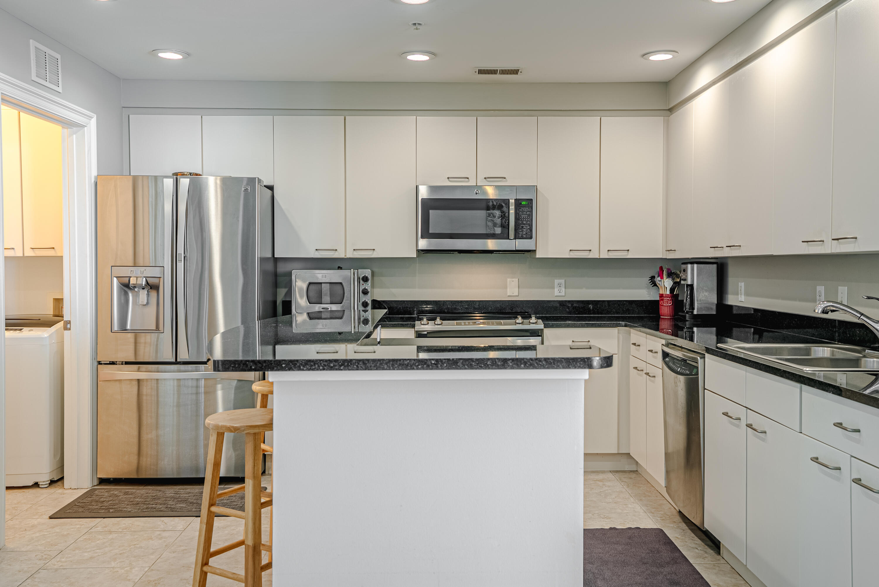 MARINA LANDING - Residential