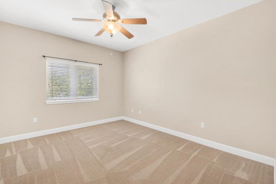 SHELL HARBOR CONDOMI - Residential Lease