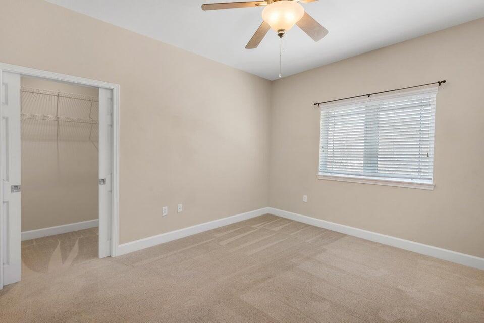 SHELL HARBOR CONDOMI - Residential Lease