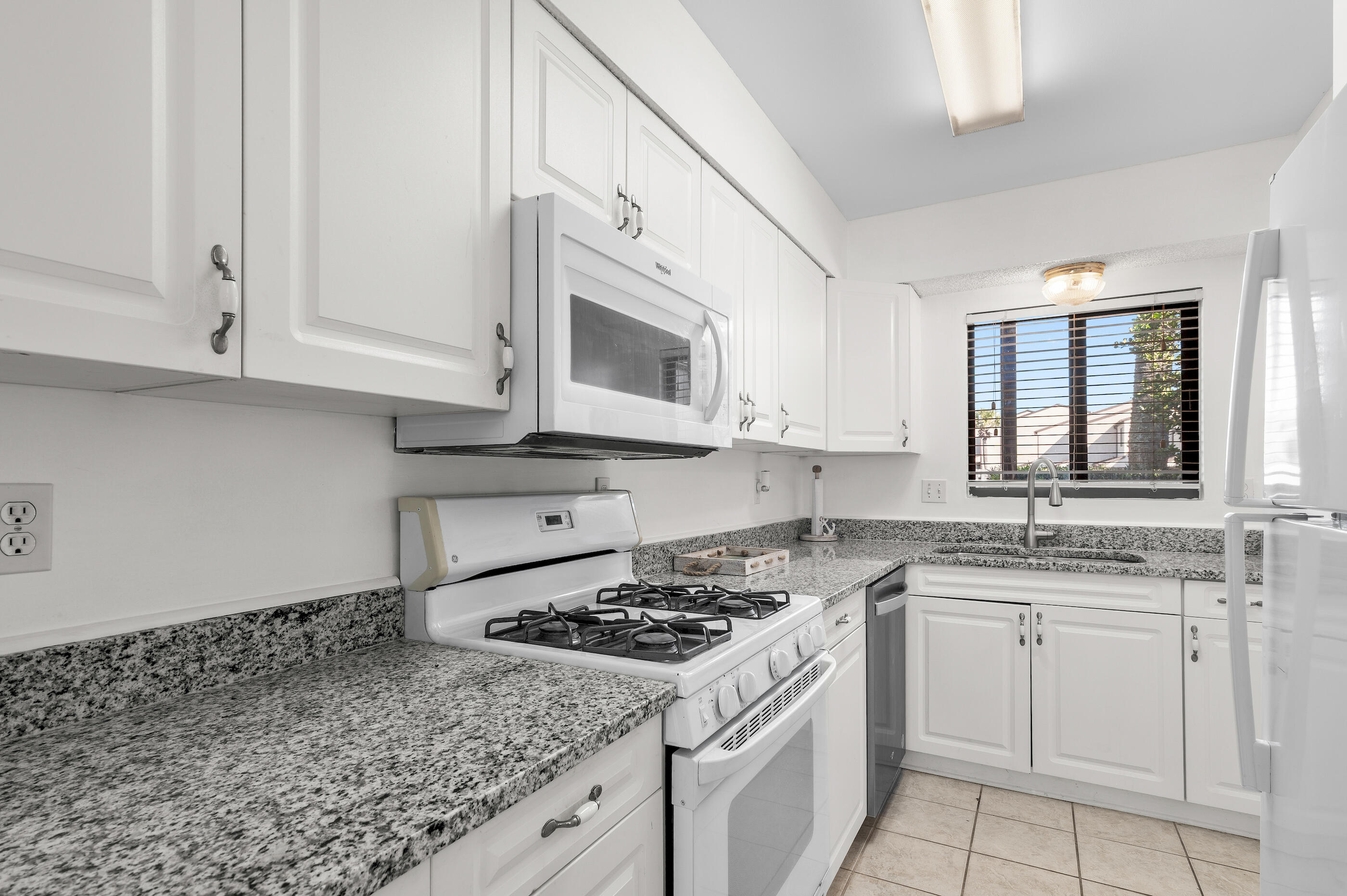 BEACHWALK CONDO - Residential