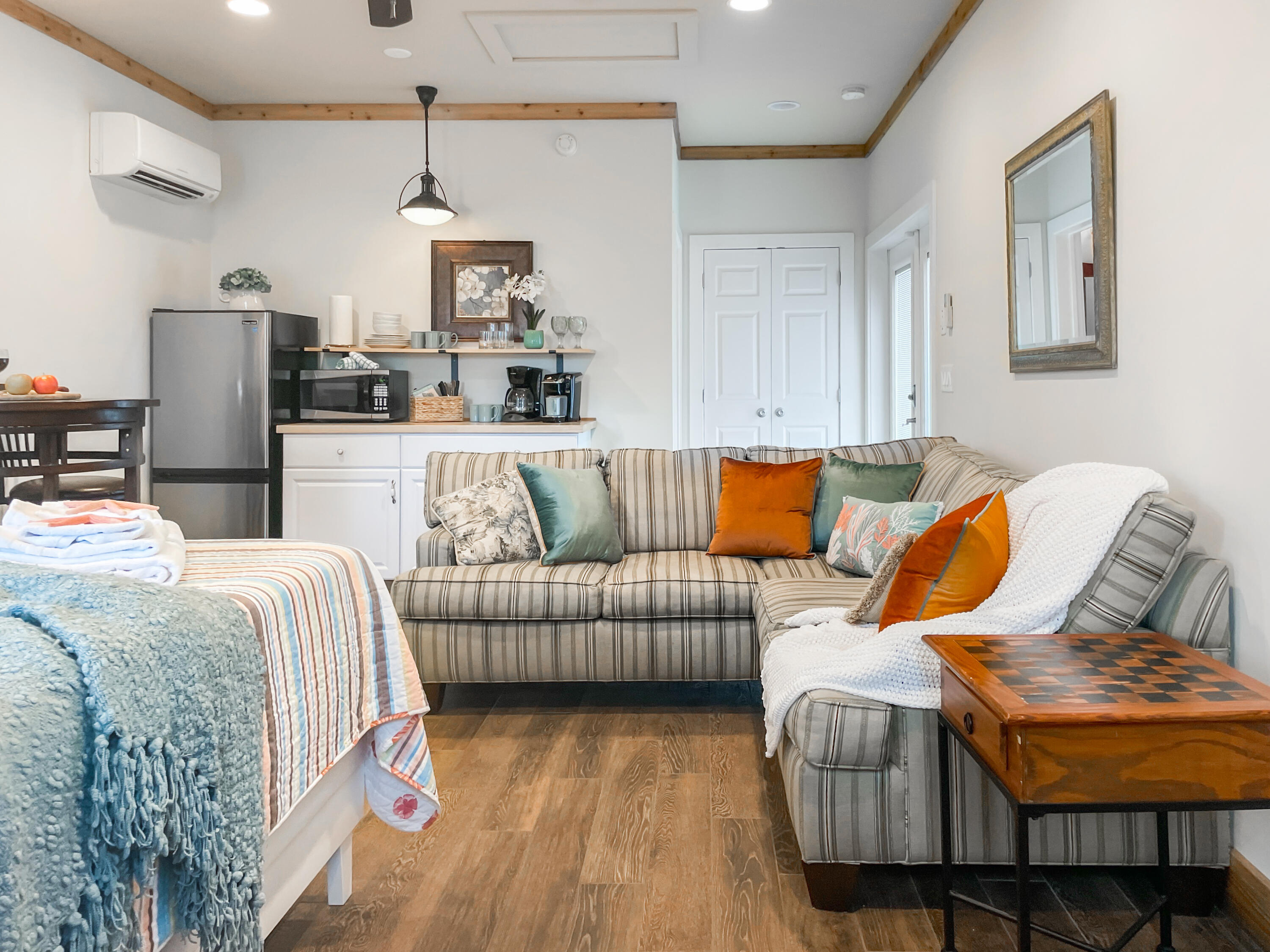 CRYSTAL BEACH - Residential