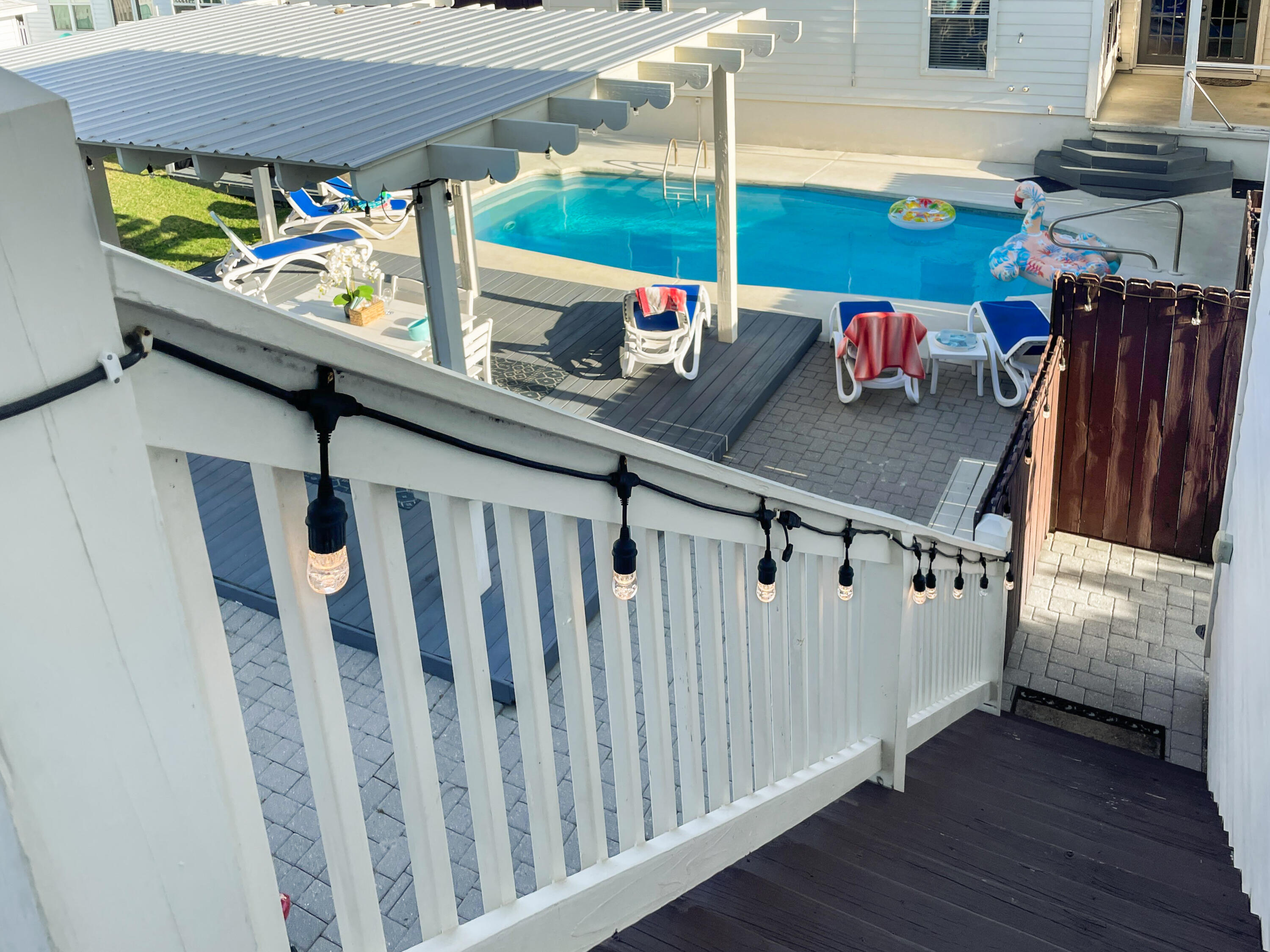 CRYSTAL BEACH - Residential