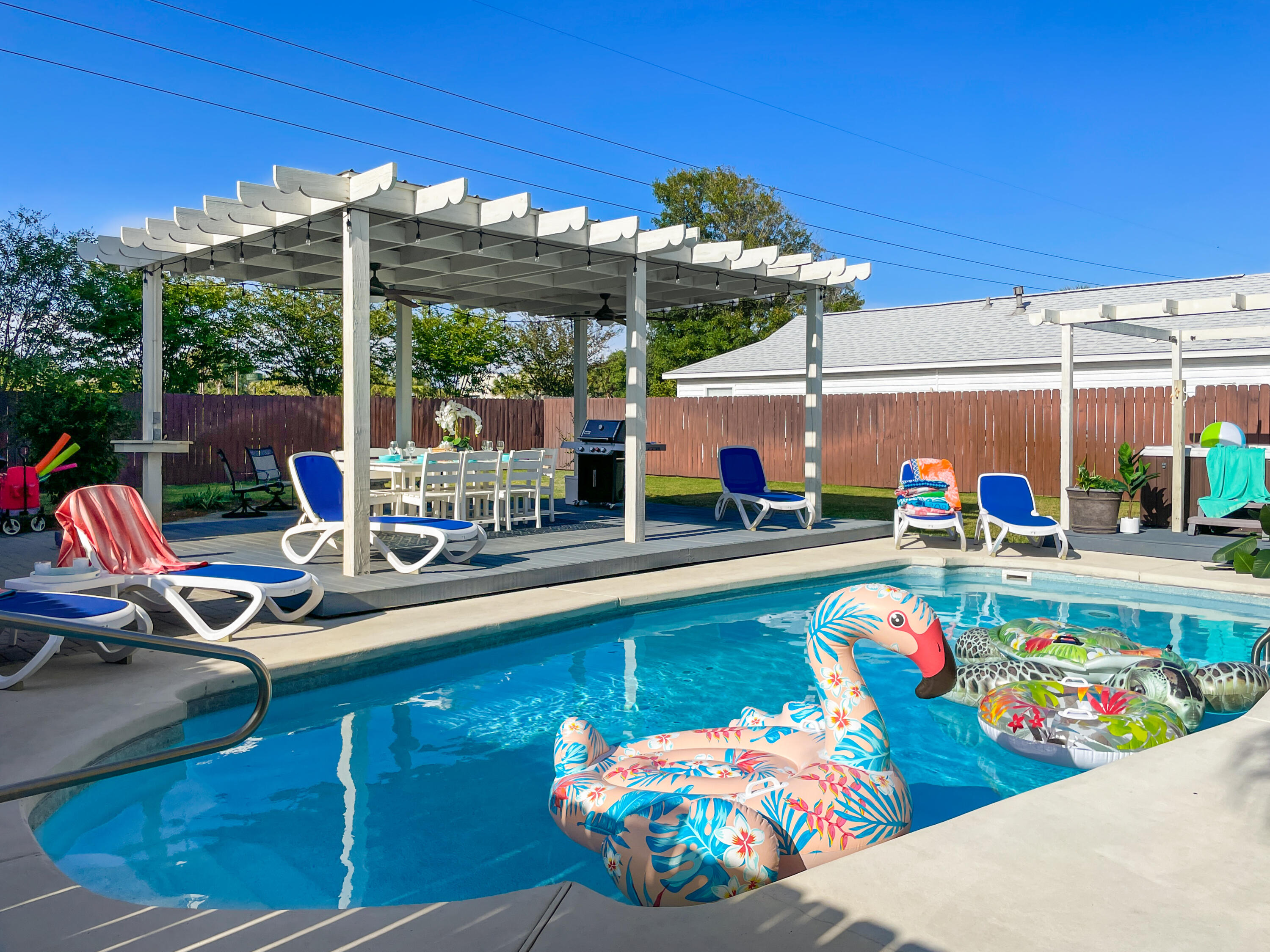 CRYSTAL BEACH - Residential