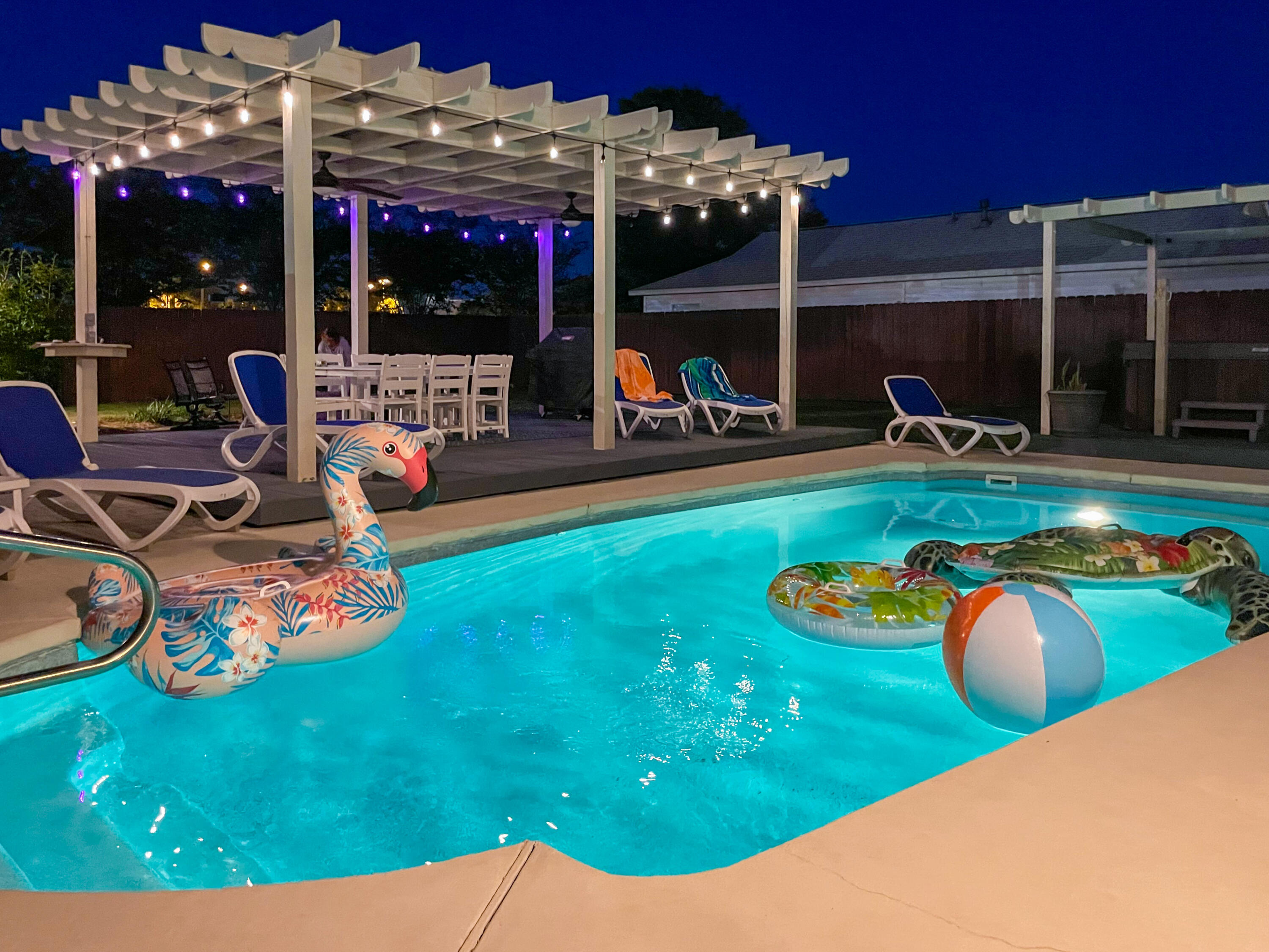 CRYSTAL BEACH - Residential