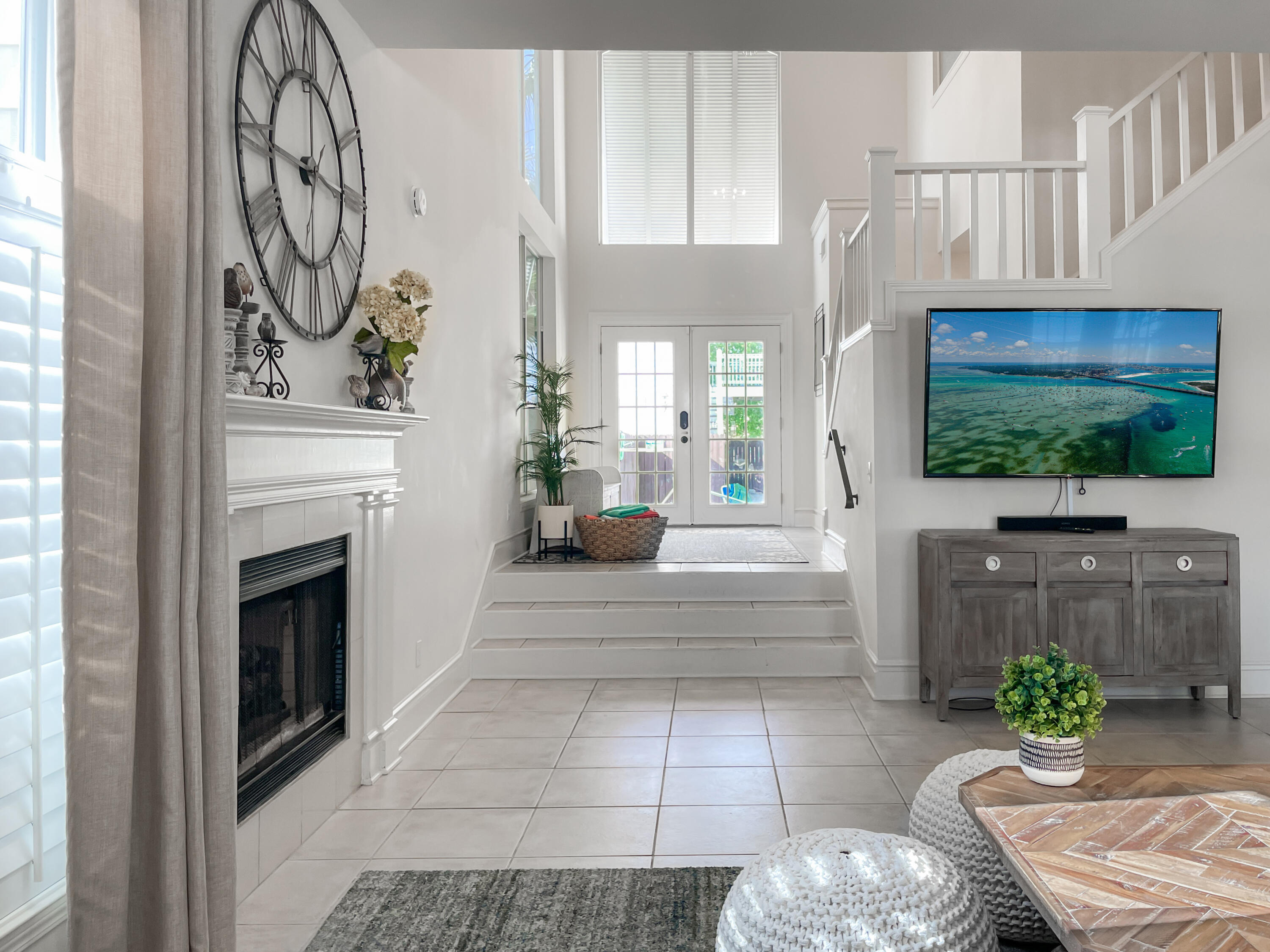 CRYSTAL BEACH - Residential