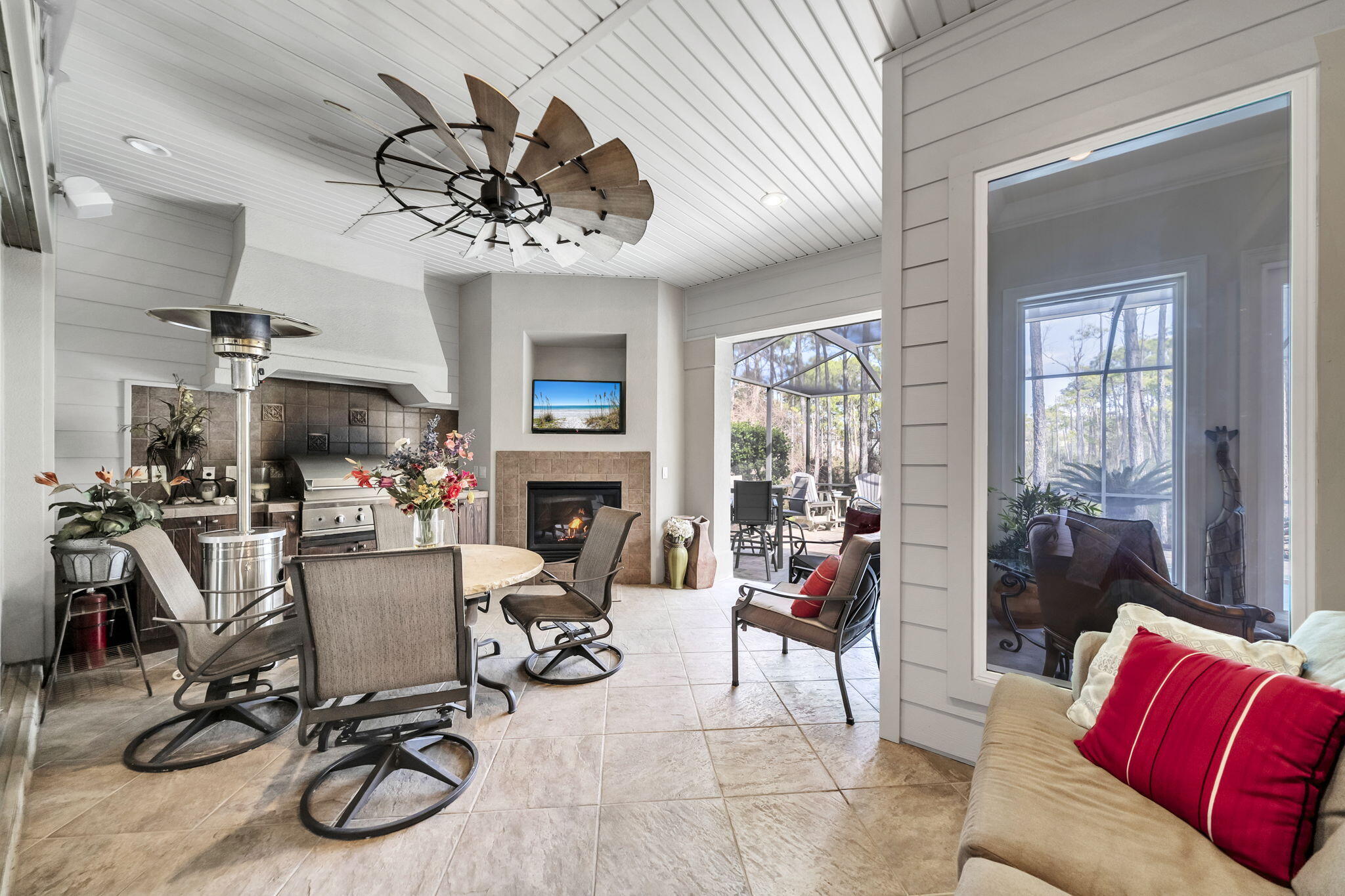 KELLY PLANTATION - Residential