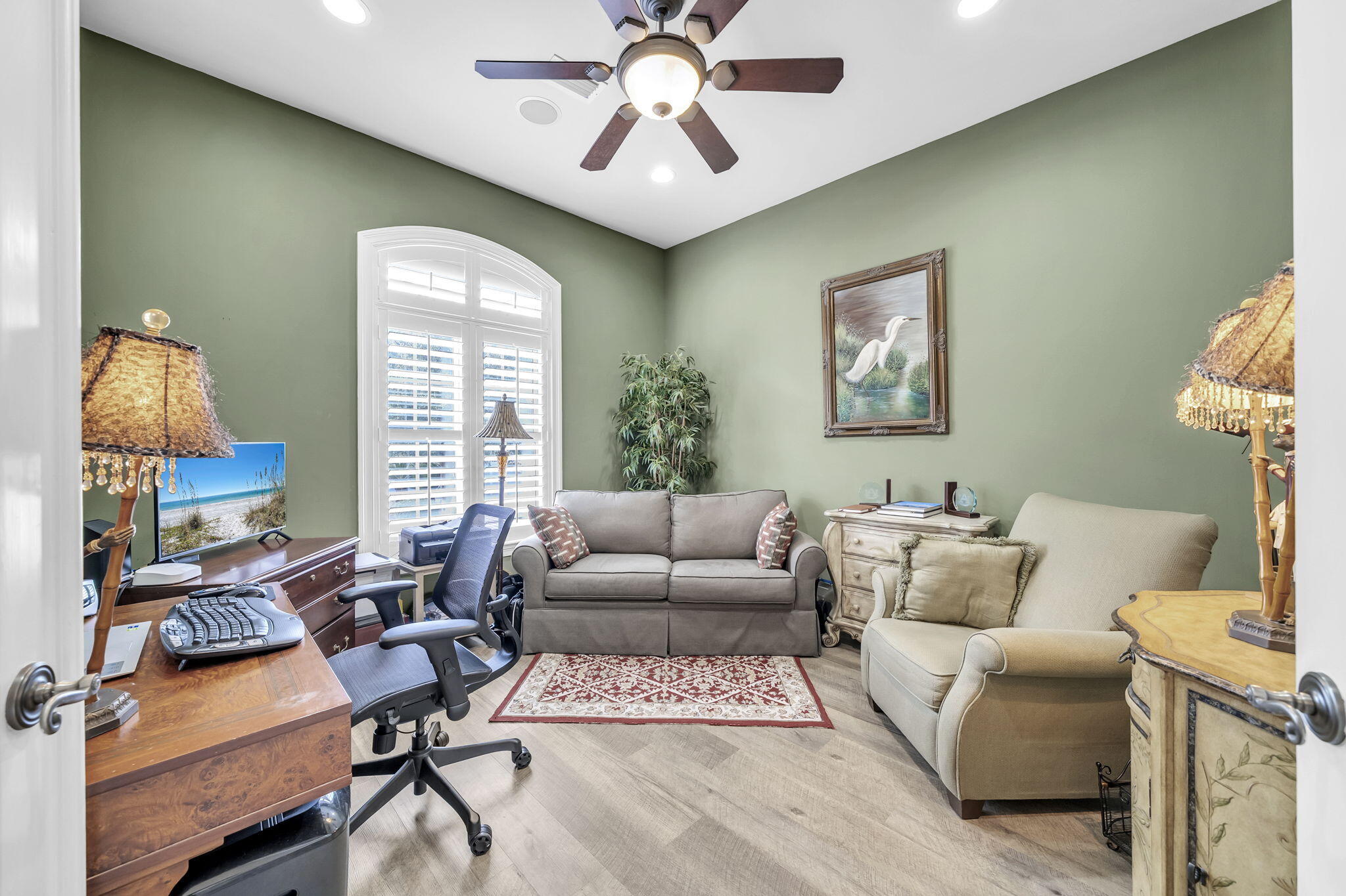 KELLY PLANTATION - Residential