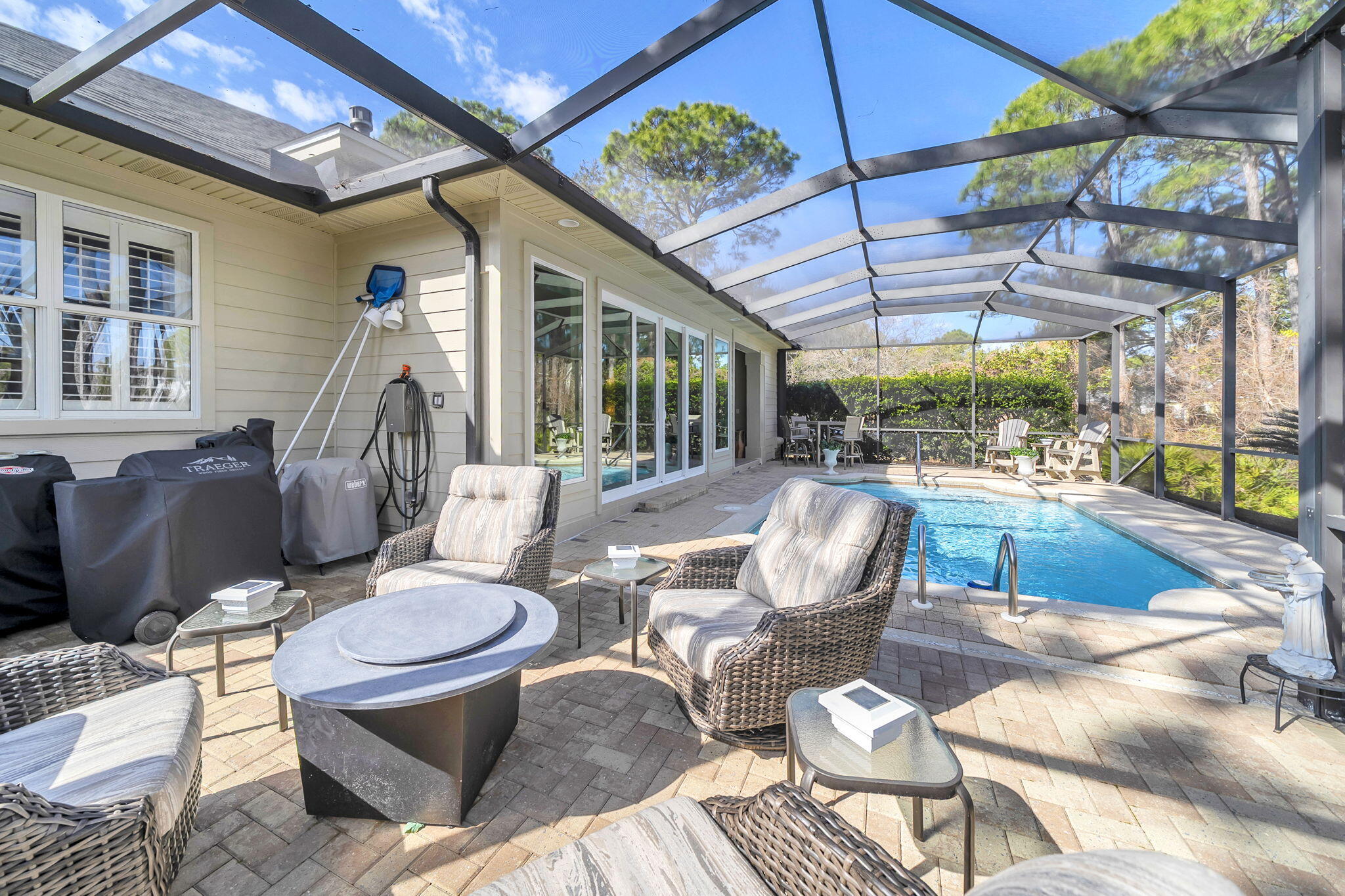 KELLY PLANTATION - Residential