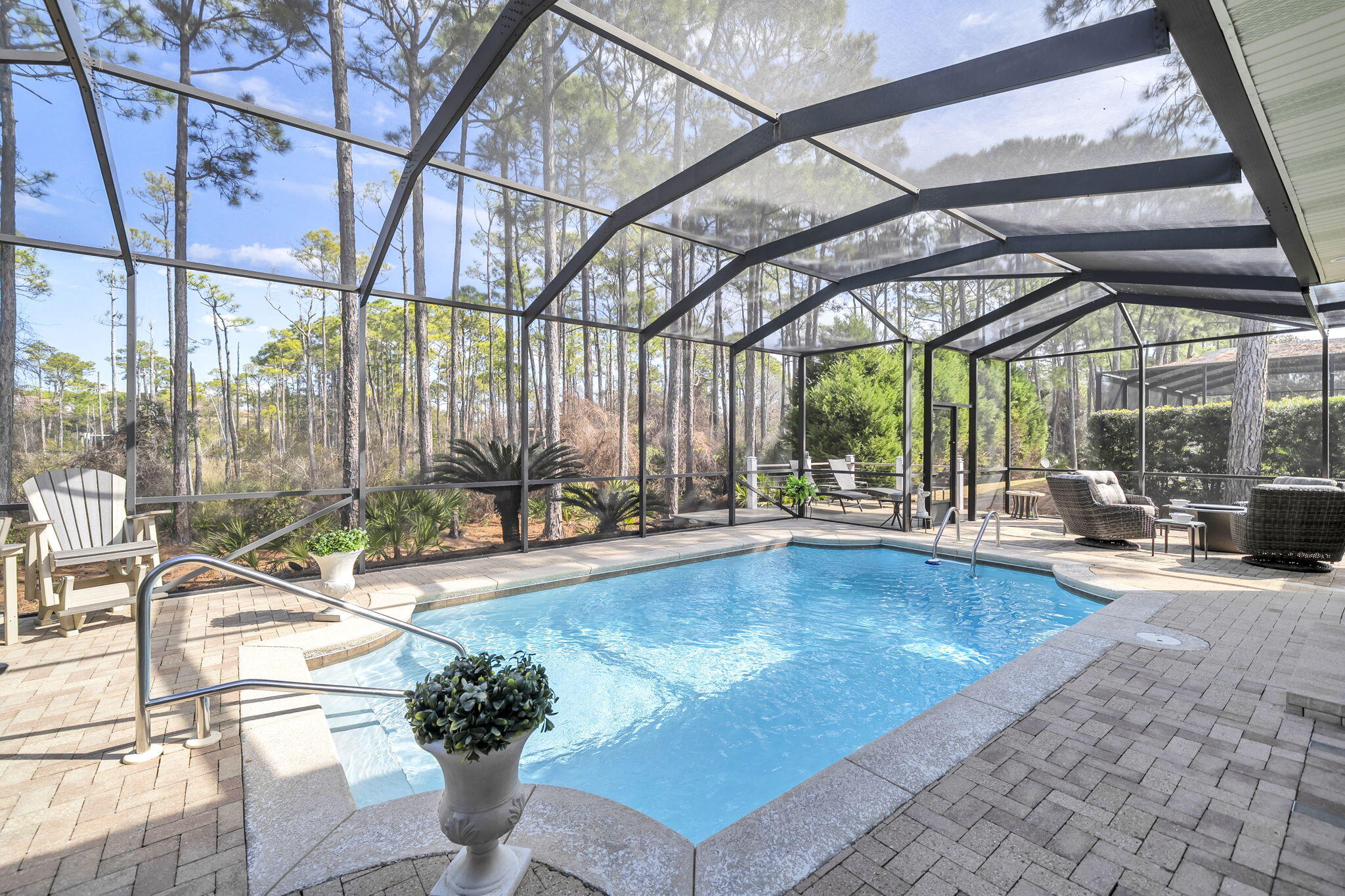 KELLY PLANTATION - Residential