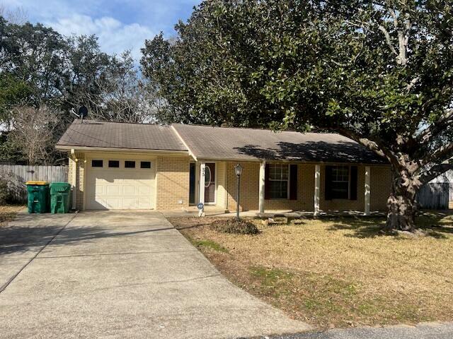 PORT DIXIE - Residential Lease
