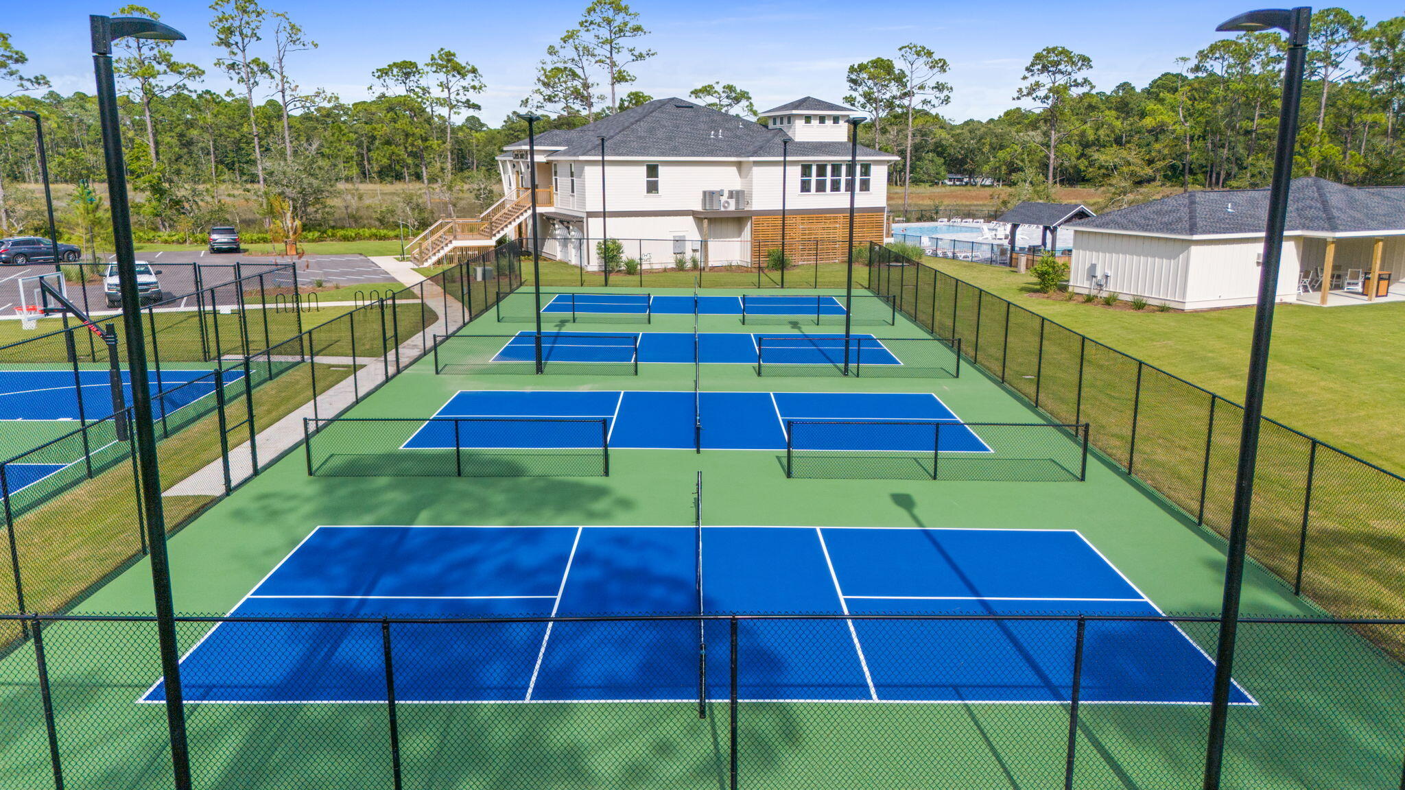 HAMMOCK BAY - MOONSWEPT - Residential