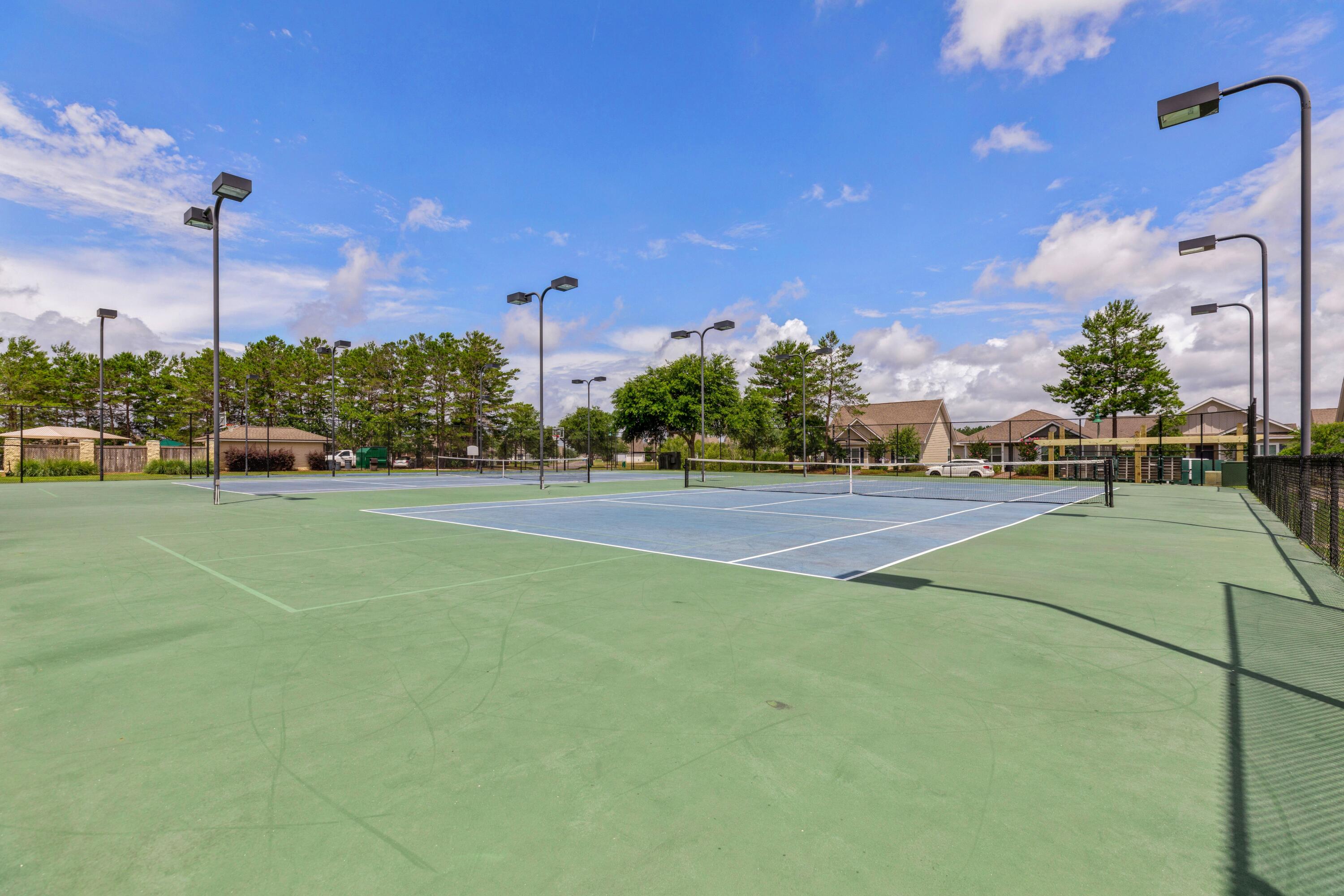 HAMMOCK BAY - MOONSWEPT - Residential