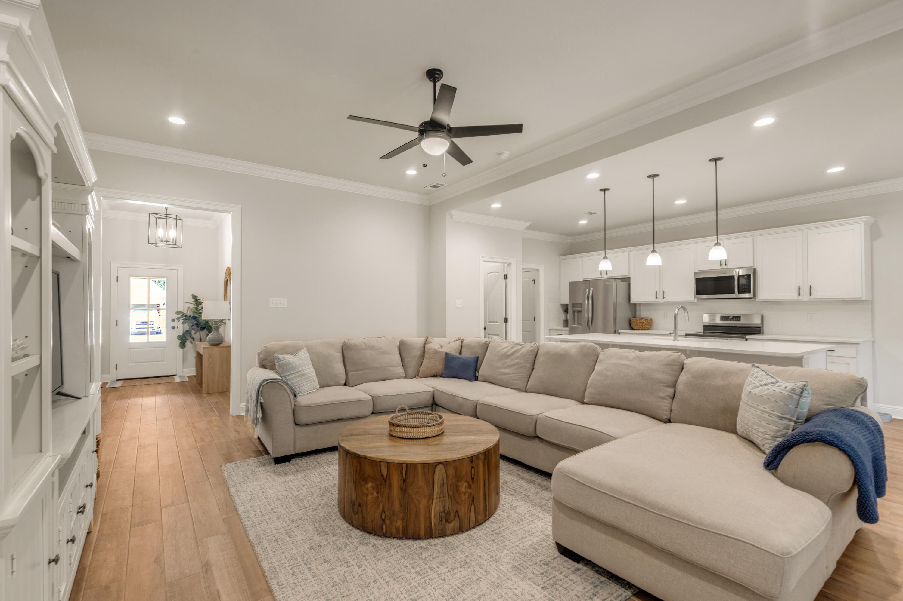 HAMMOCK BAY - MOONSWEPT - Residential