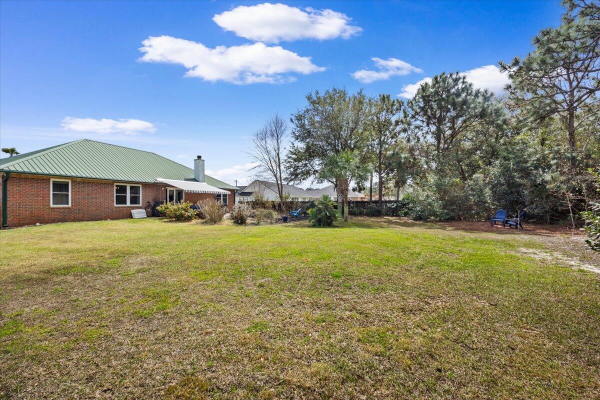 HOLLY BY THE SEA - Residential