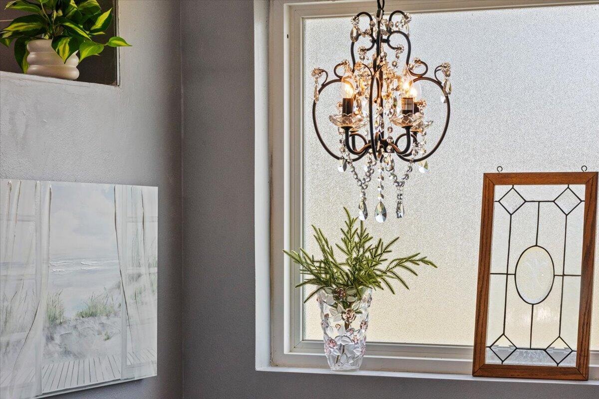 HOLLY BY THE SEA - Residential