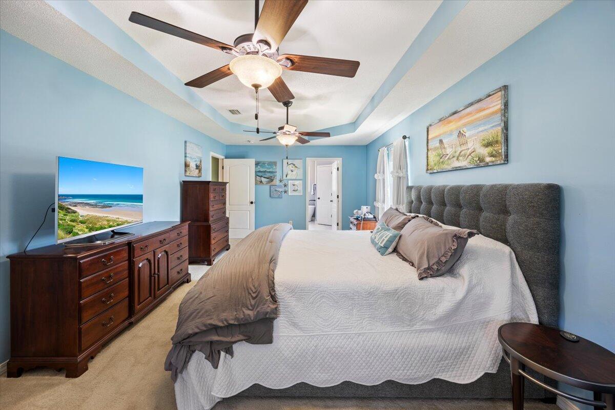 HOLLY BY THE SEA - Residential