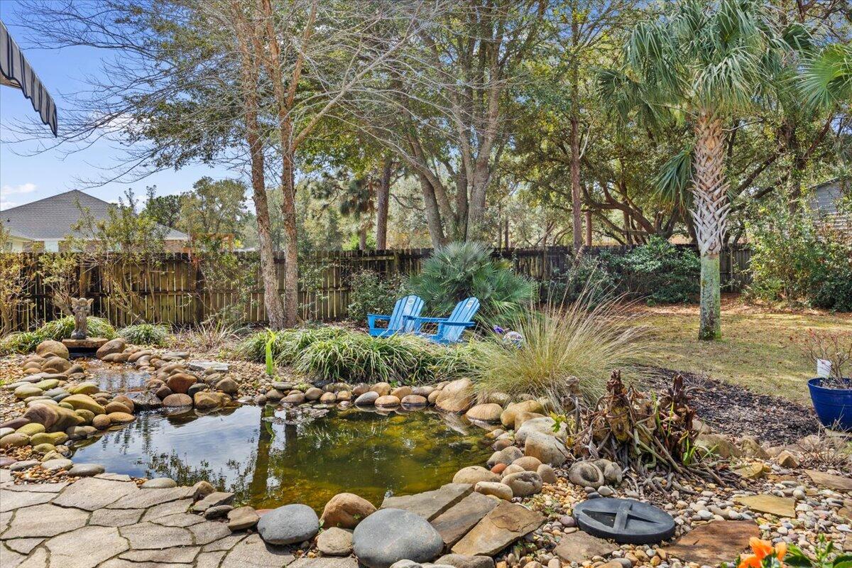 HOLLY BY THE SEA - Residential