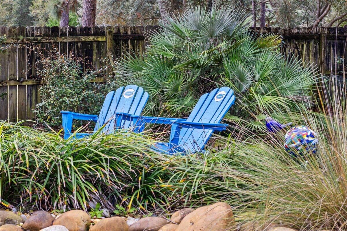 HOLLY BY THE SEA - Residential