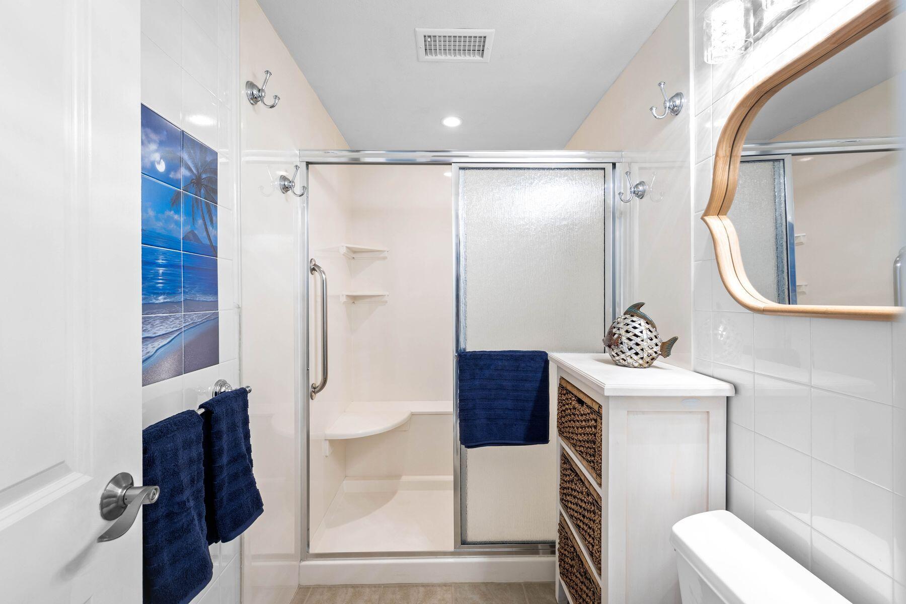 EL MATADOR CONDO - Residential