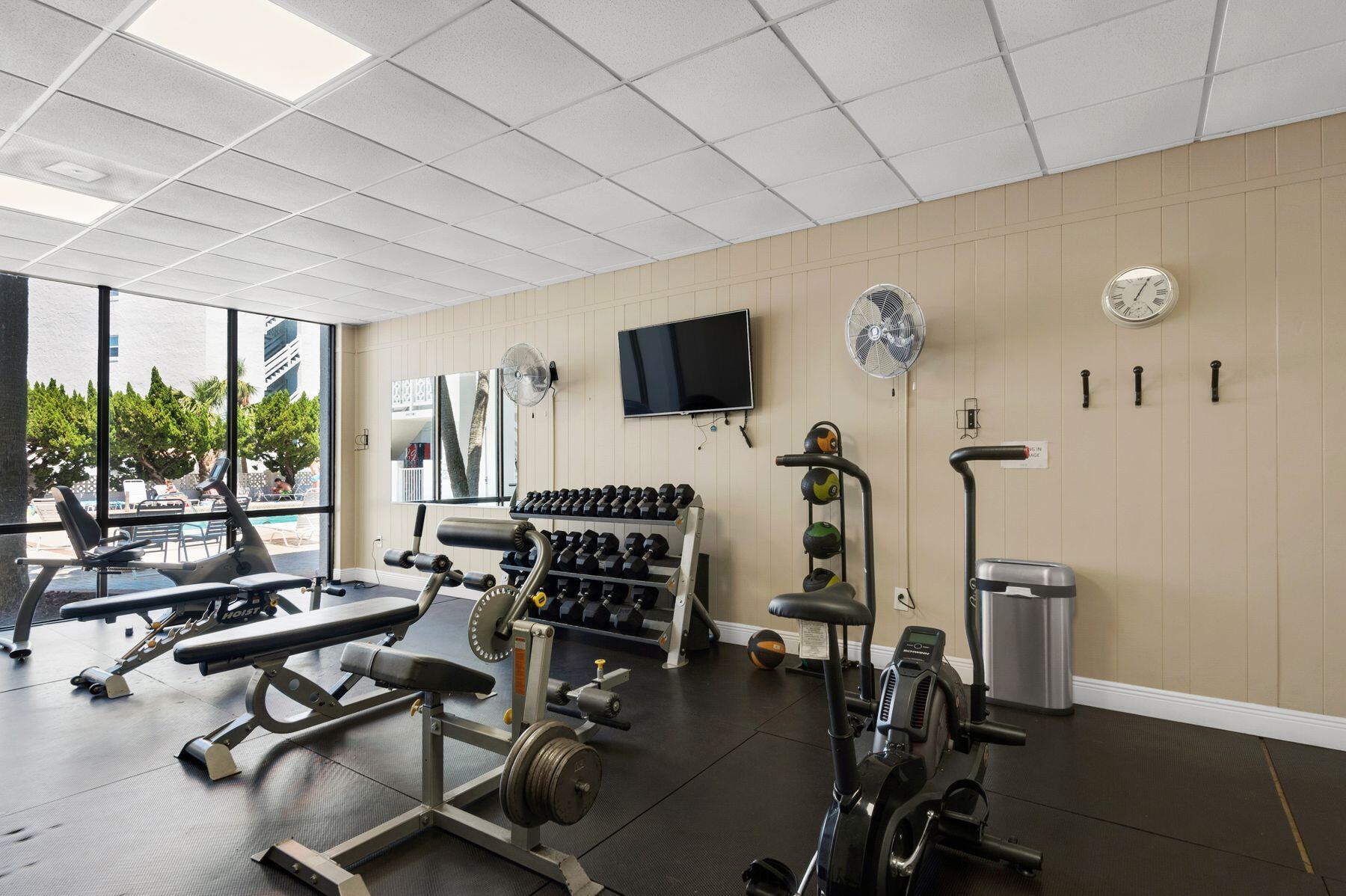 EL MATADOR CONDO - Residential