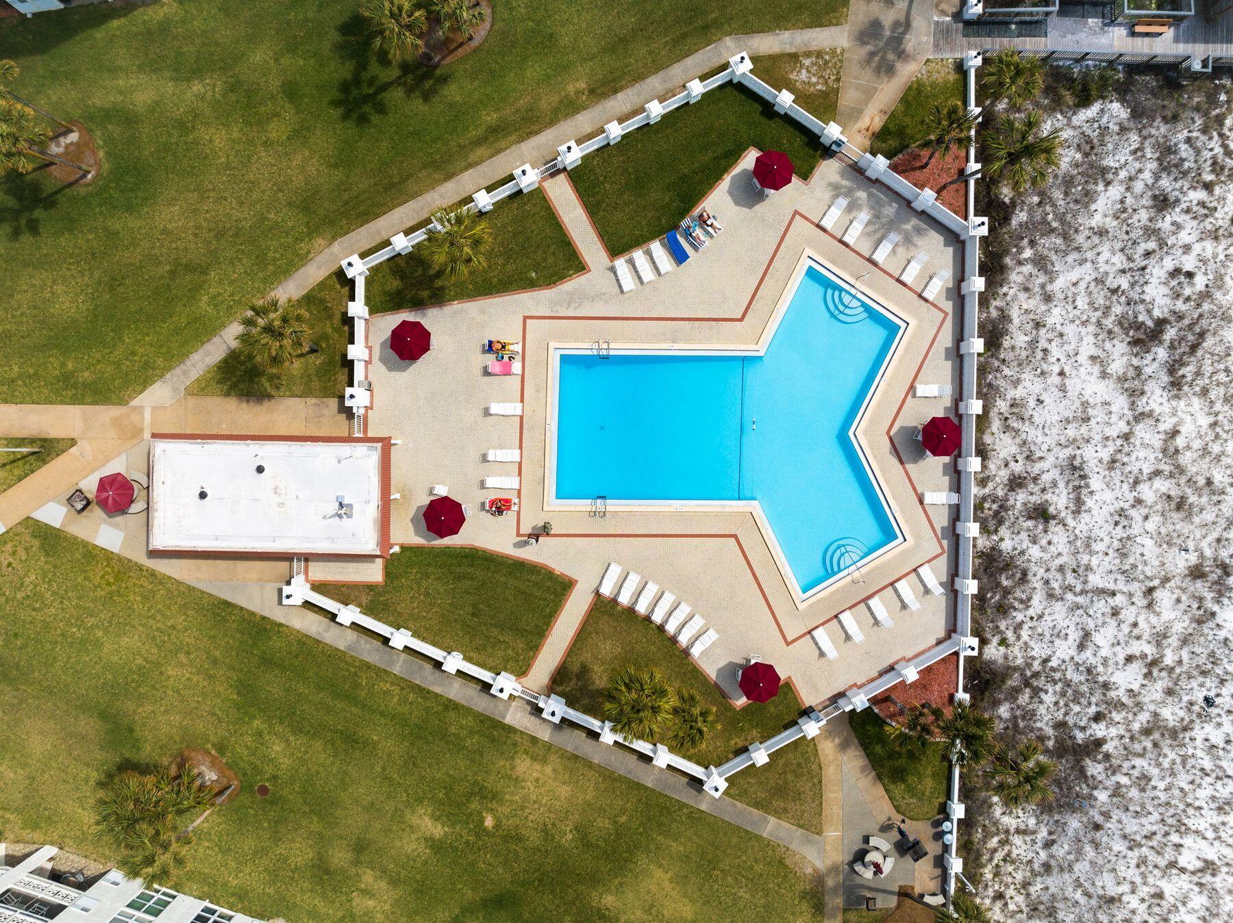 EL MATADOR CONDO - Residential