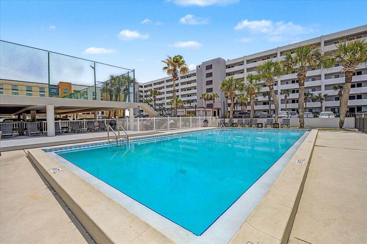 SURF DWELLER CONDO - Residential