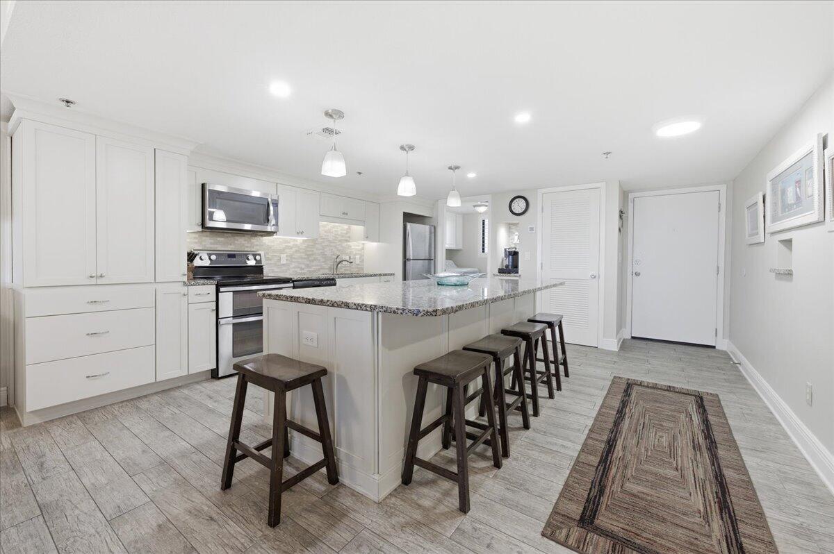 SURF DWELLER CONDO - Residential