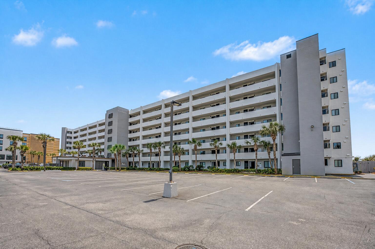 SURF DWELLER CONDO - Residential