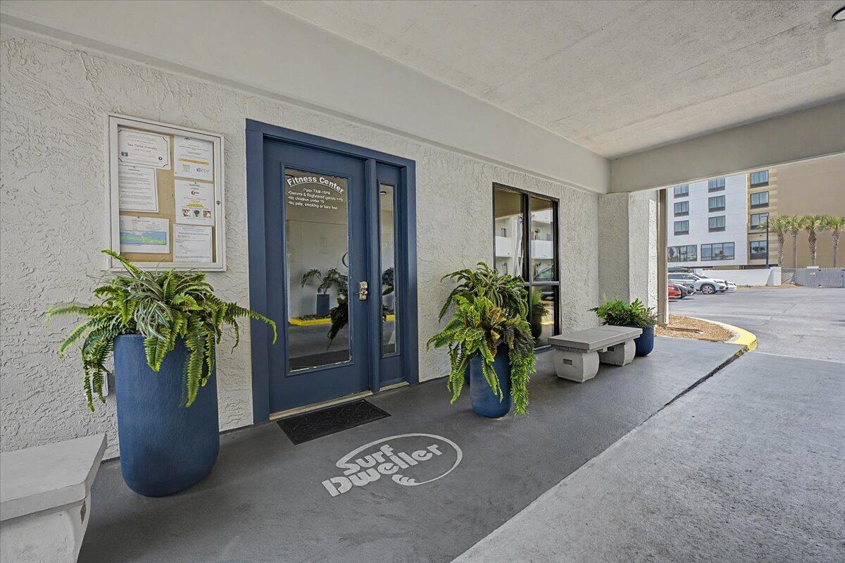 SURF DWELLER CONDO - Residential