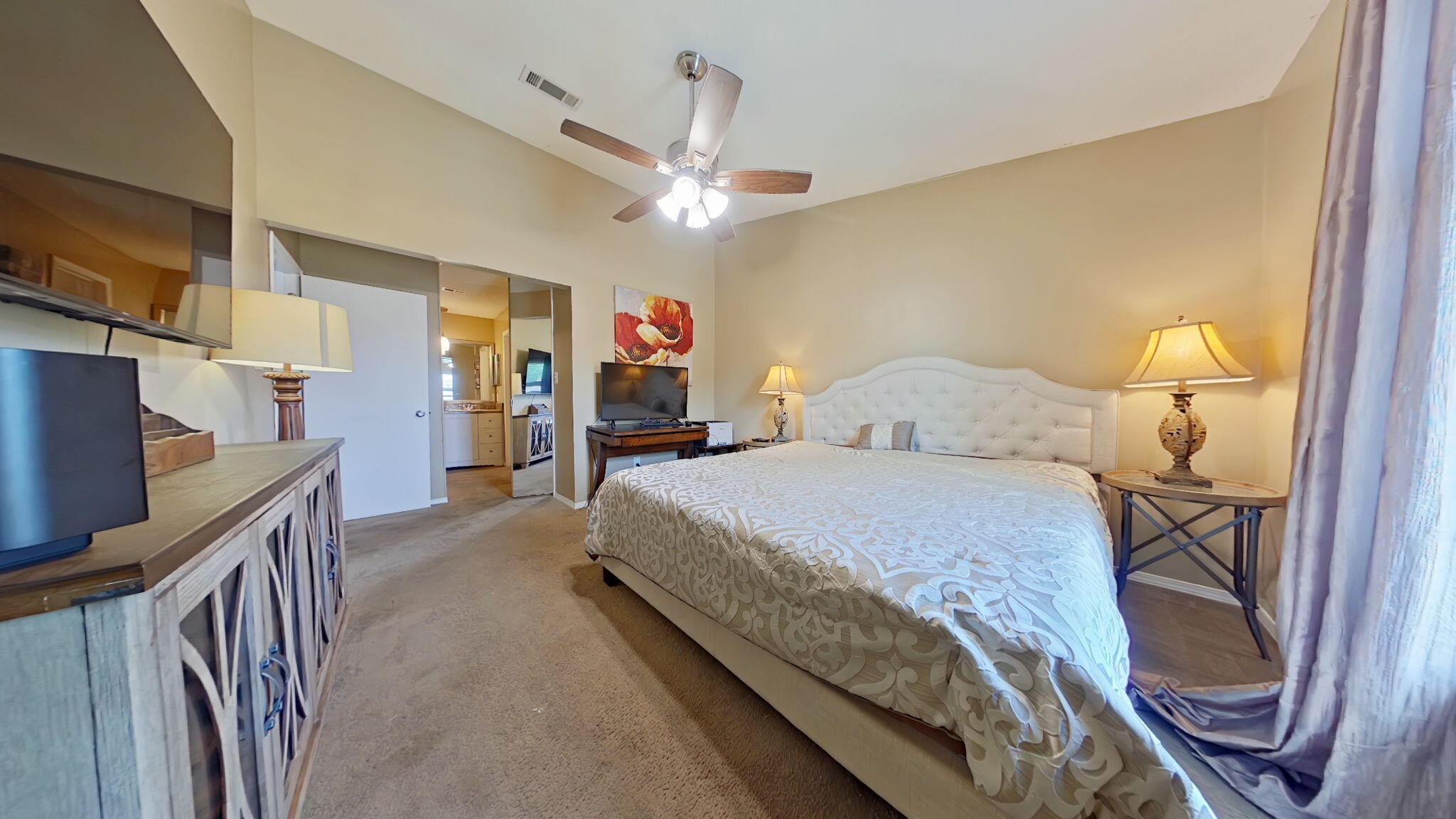 GOLF CLUB CONDO THE - Residential