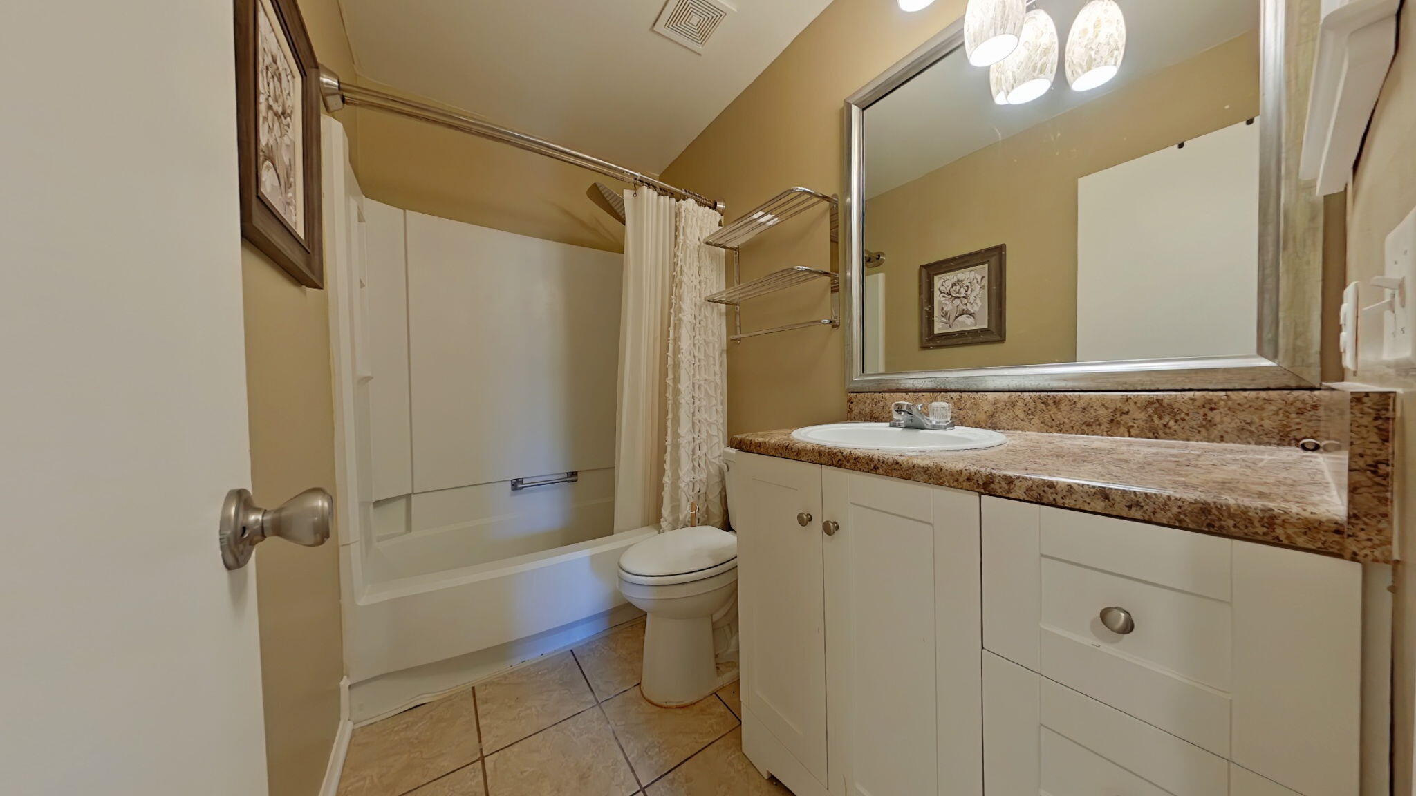 GOLF CLUB CONDO THE - Residential