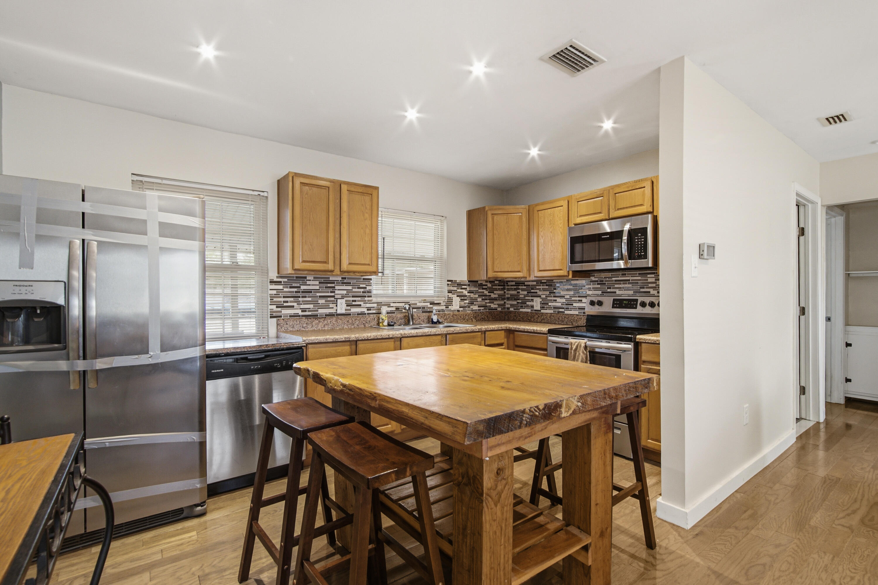 OAKWOOD HILLS UNIT 1 - Residential