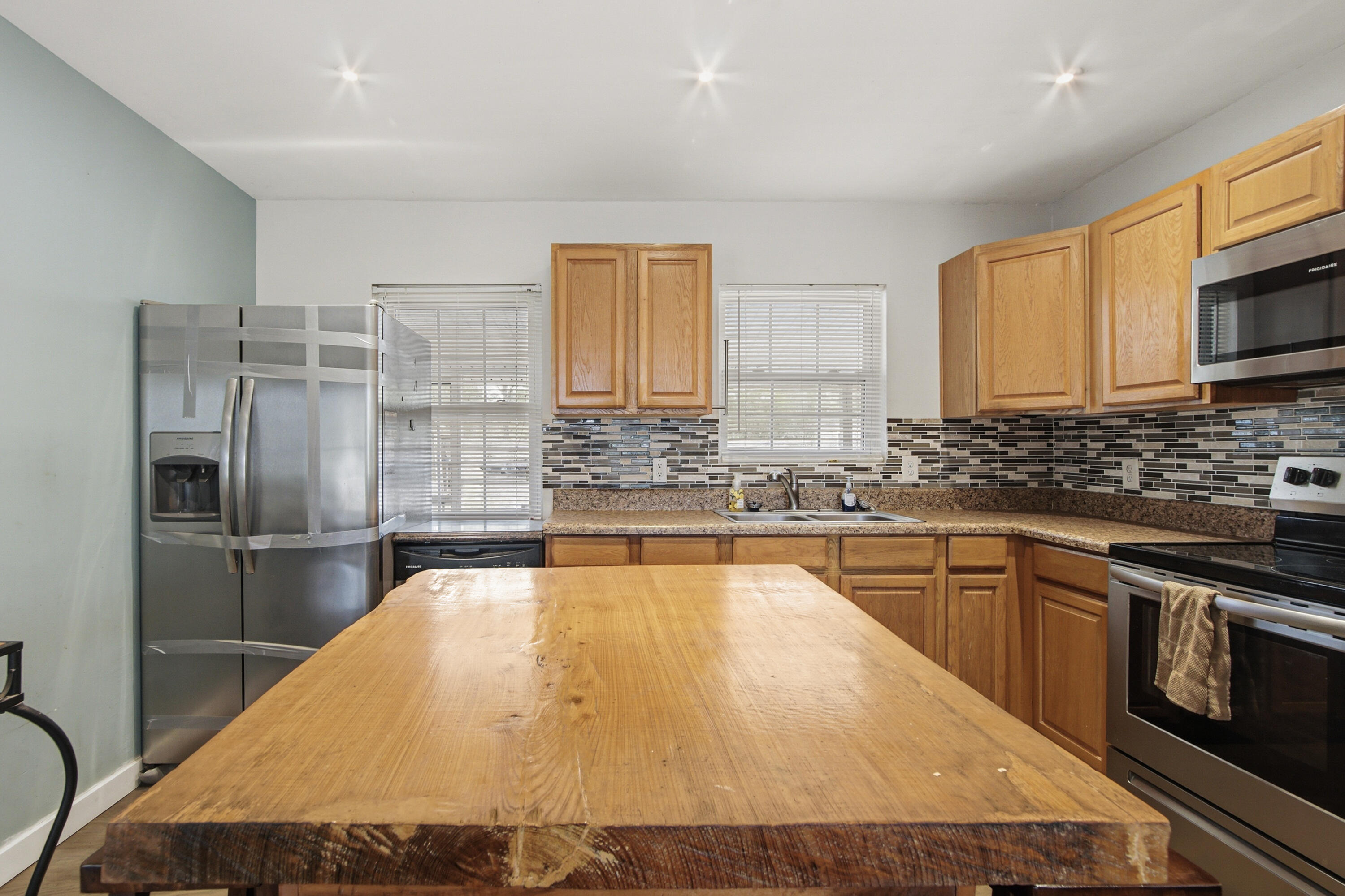 OAKWOOD HILLS UNIT 1 - Residential