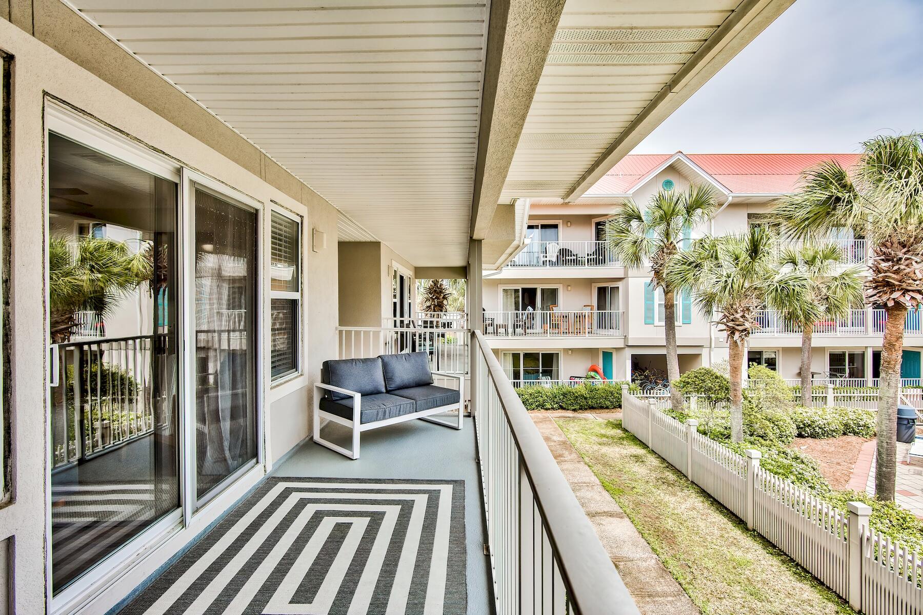 ROLLIN TIDE VILLAS - Residential