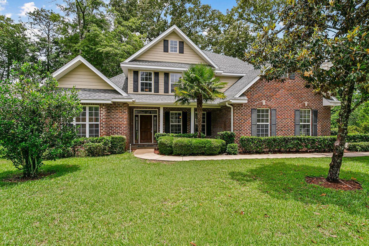 CLAIRES VINEYARD - Residential