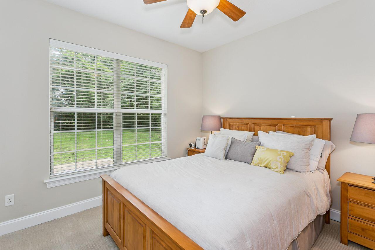 CLAIRES VINEYARD - Residential