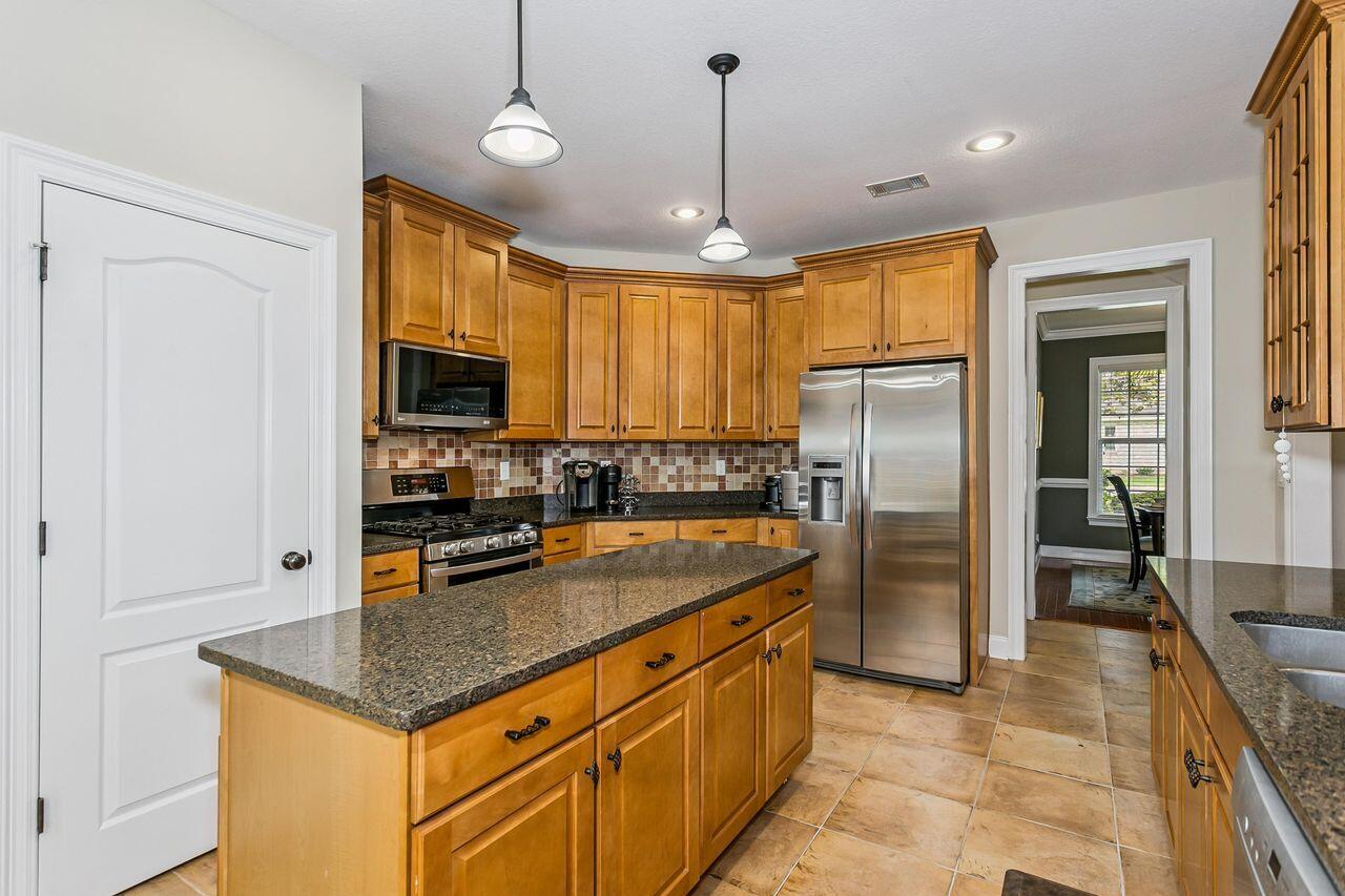CLAIRES VINEYARD - Residential
