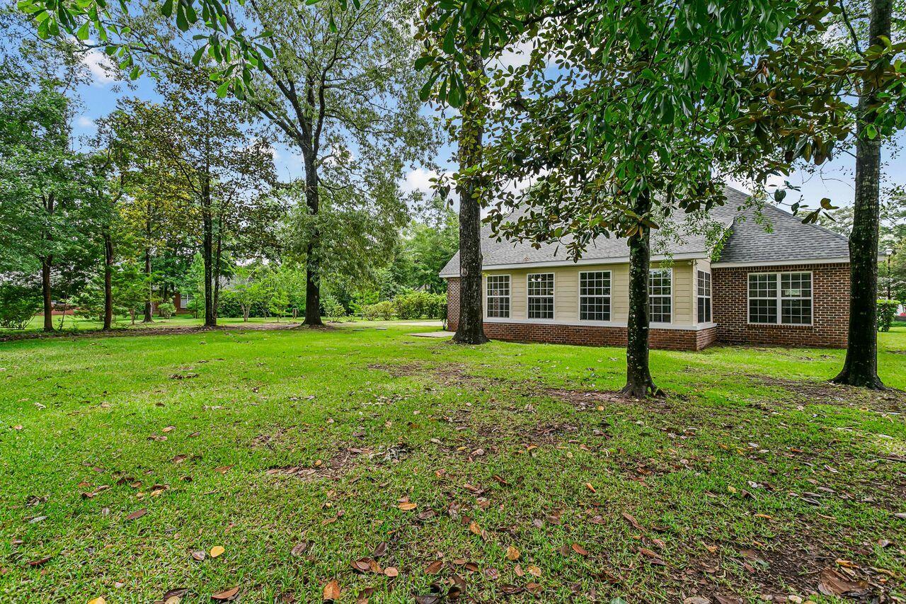 CLAIRES VINEYARD - Residential