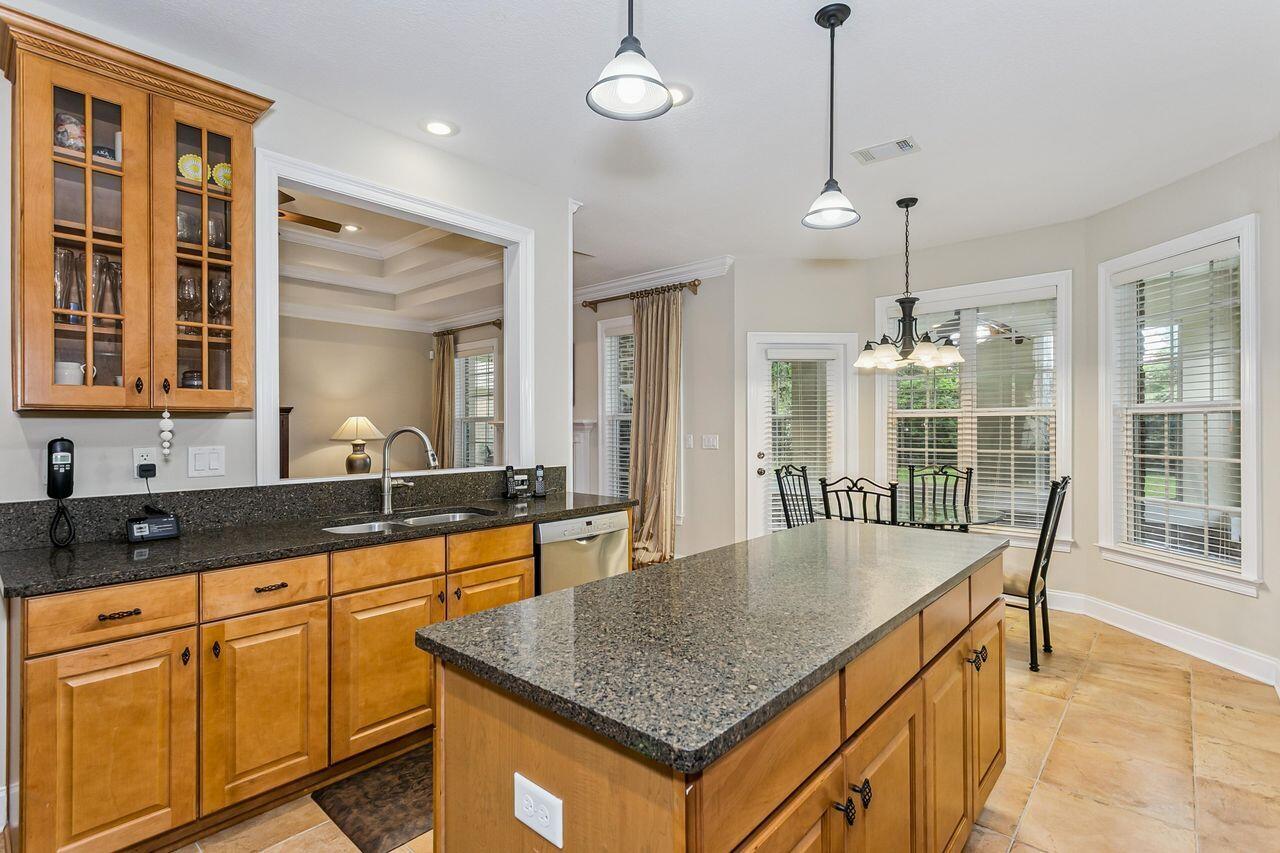 CLAIRES VINEYARD - Residential