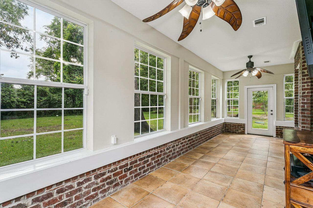 CLAIRES VINEYARD - Residential