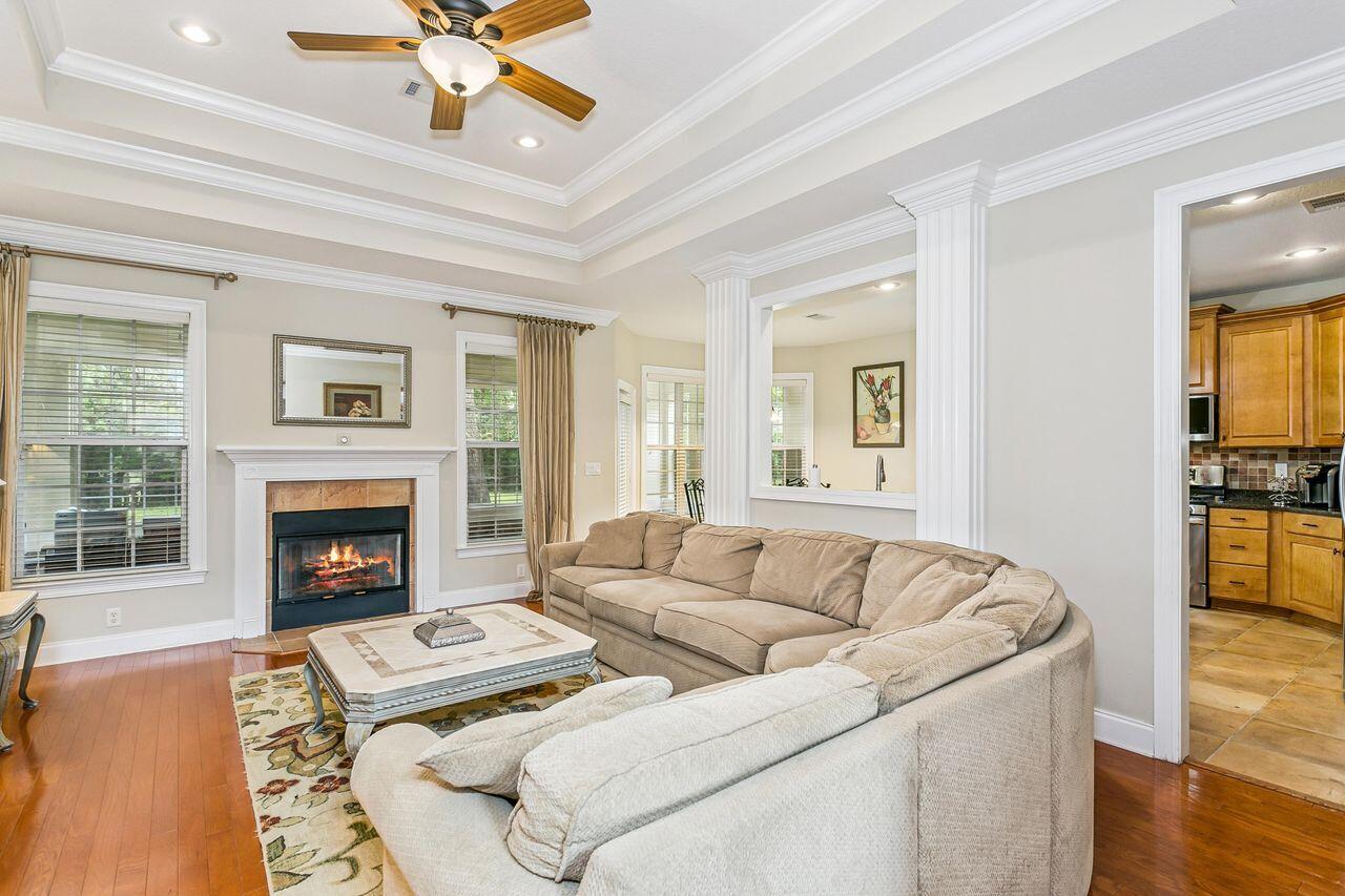CLAIRES VINEYARD - Residential
