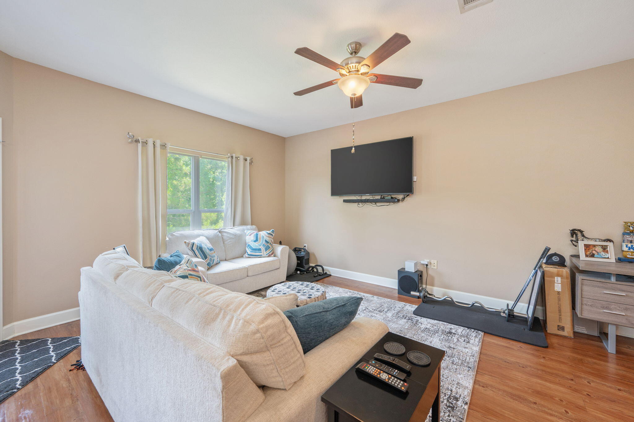 ARBOR LAKE - Residential