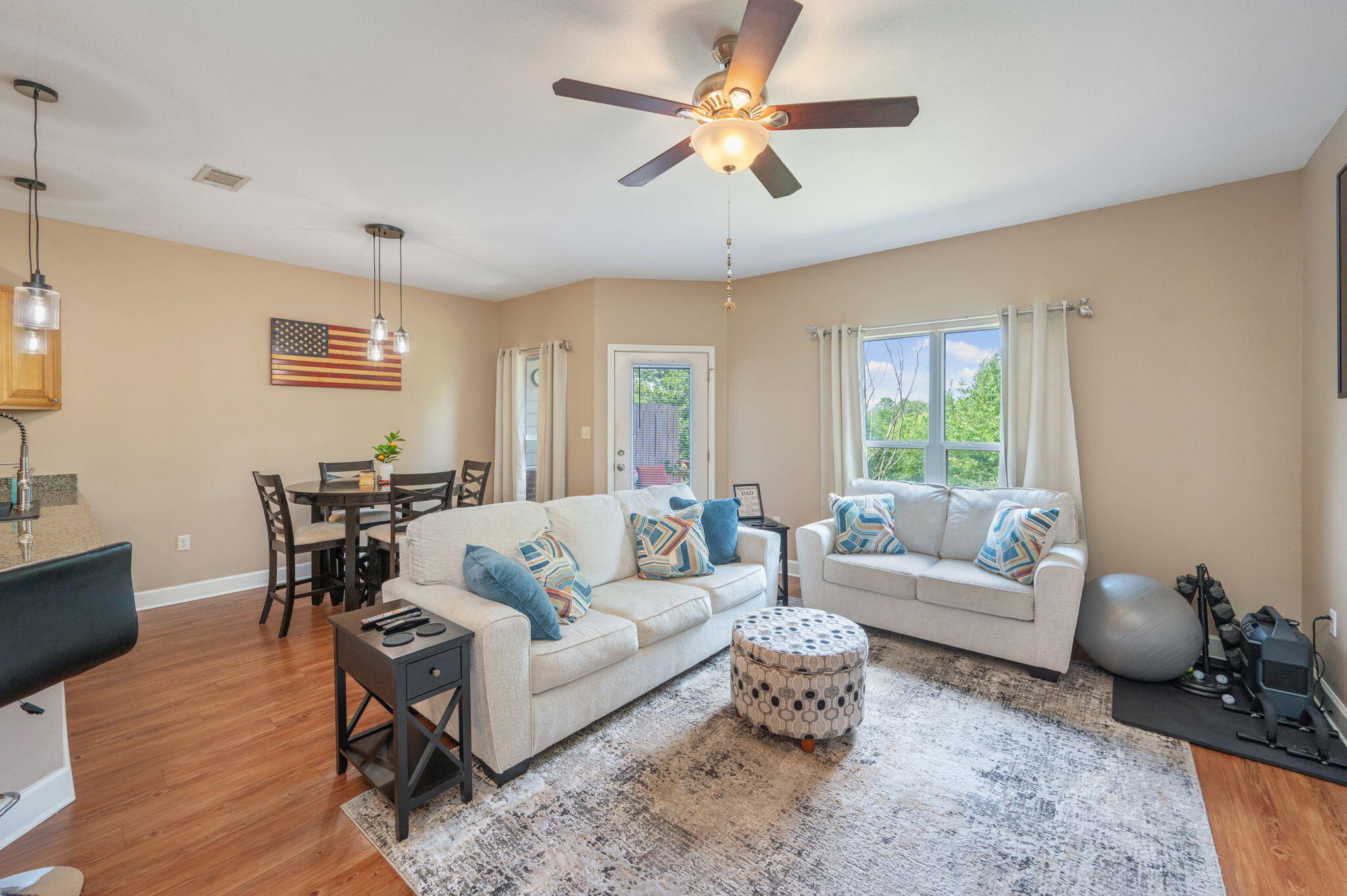 ARBOR LAKE - Residential