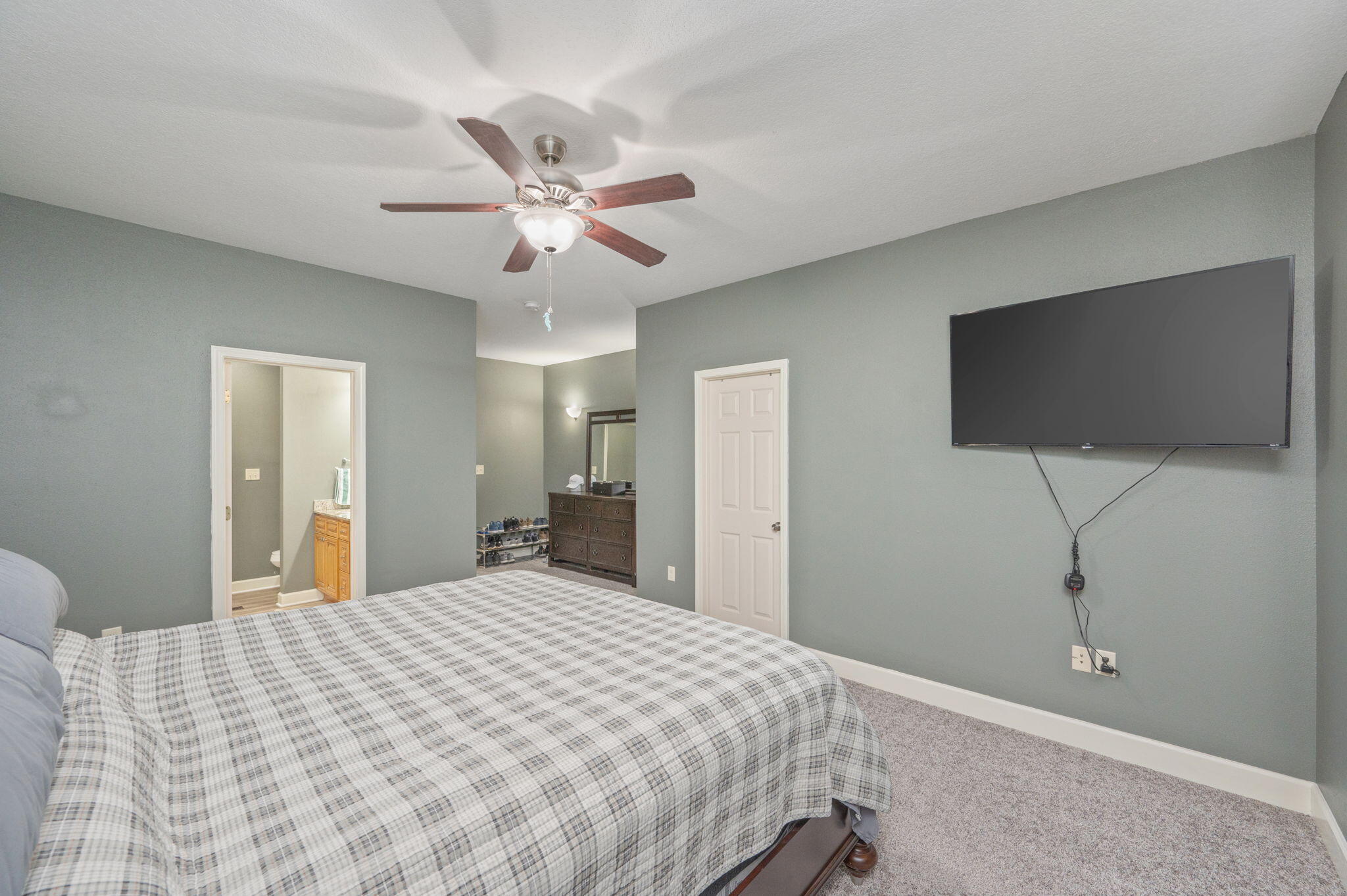 ARBOR LAKE - Residential