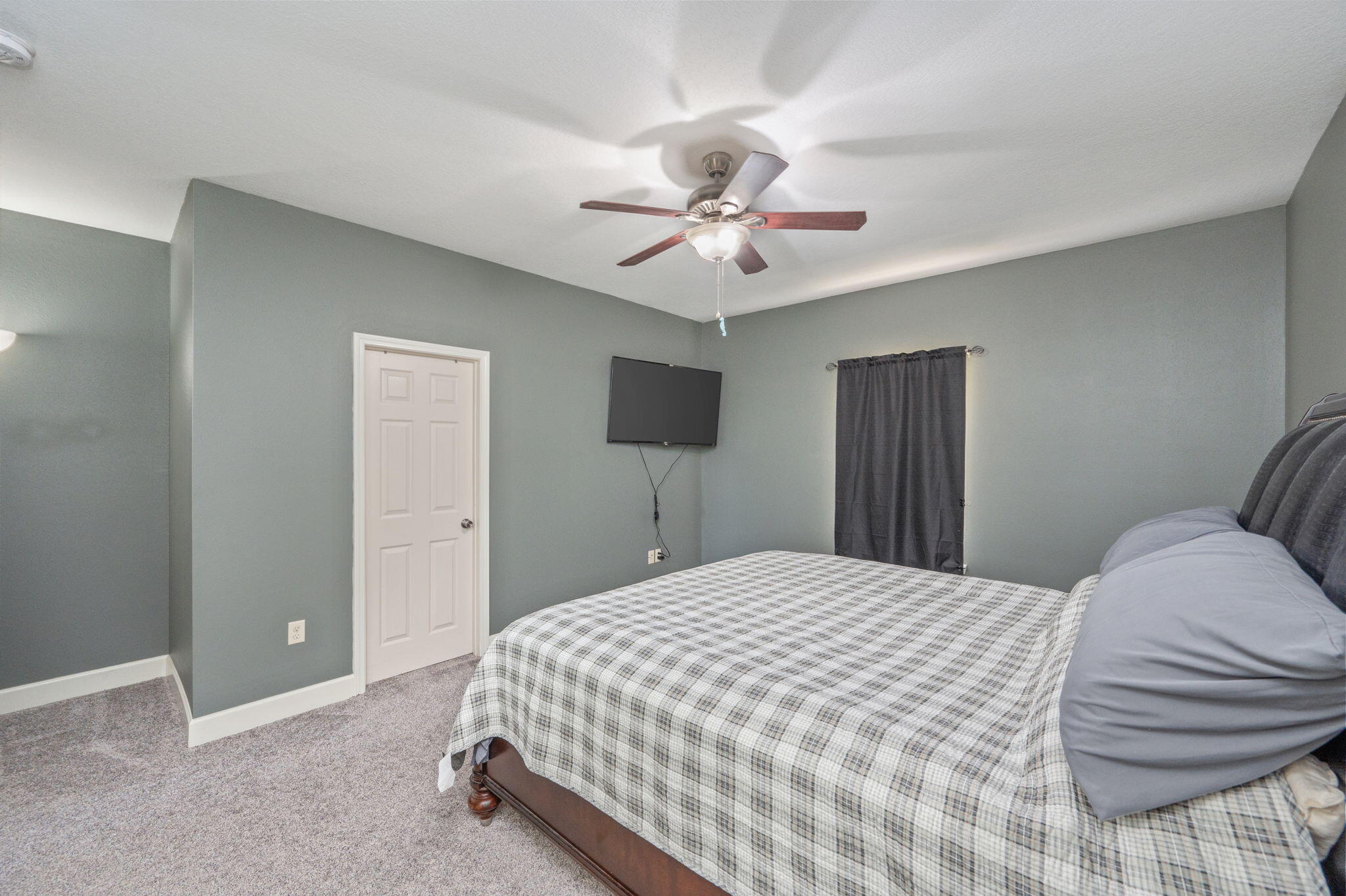 ARBOR LAKE - Residential