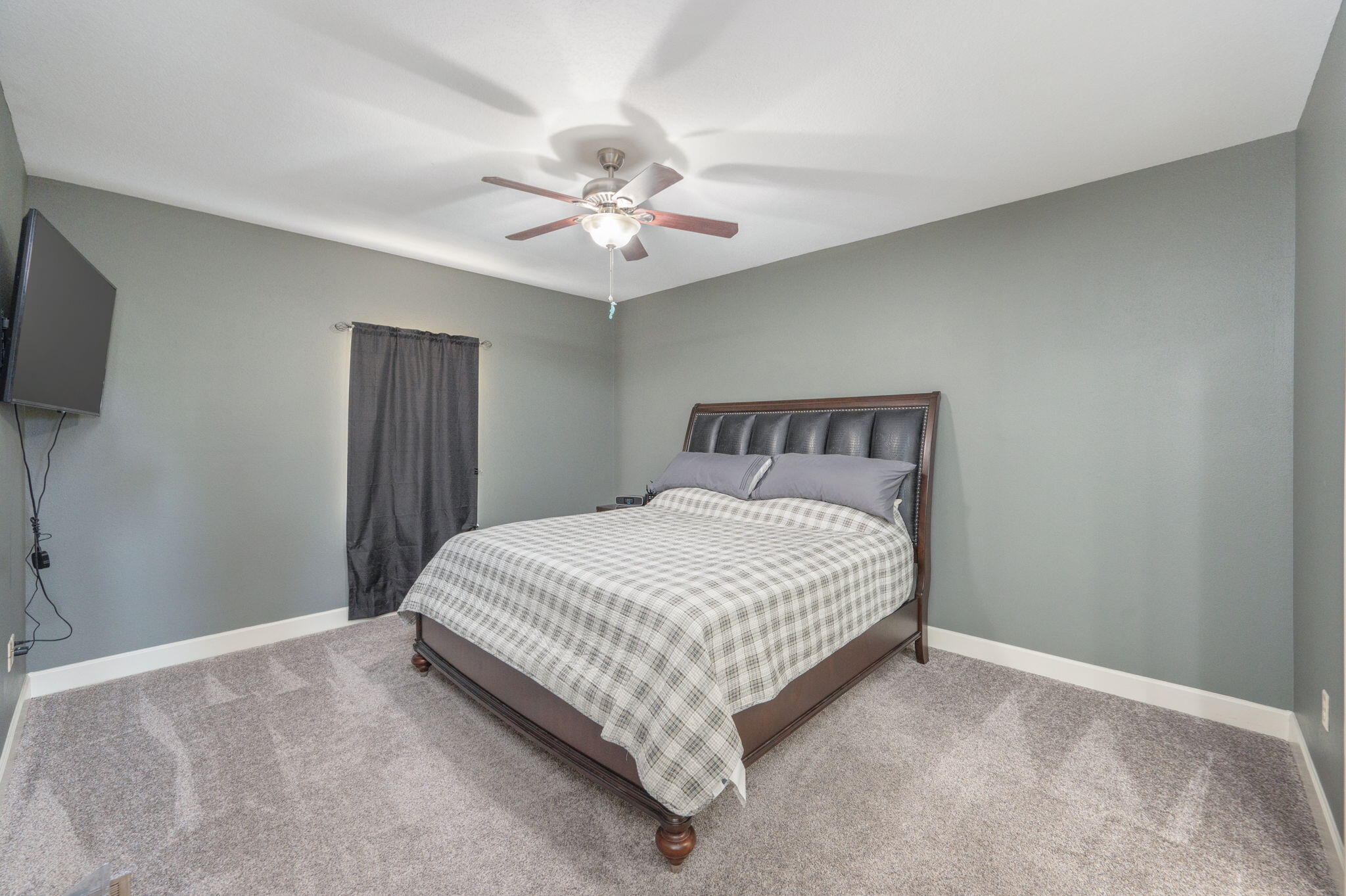 ARBOR LAKE - Residential