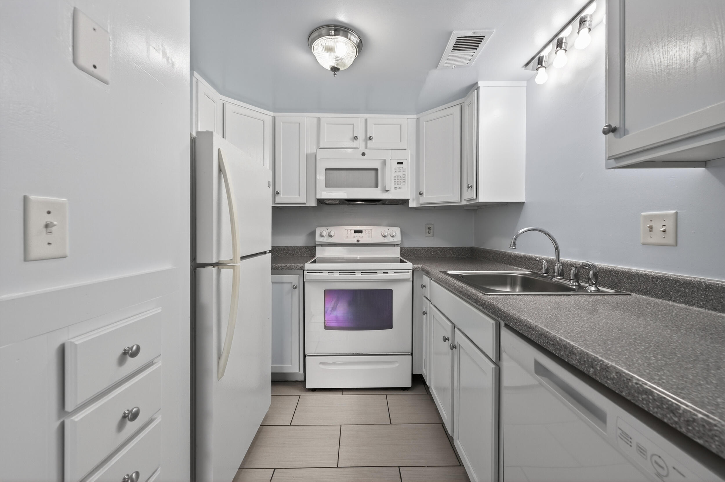 FOUNTAINHEAD CONDO - Residential